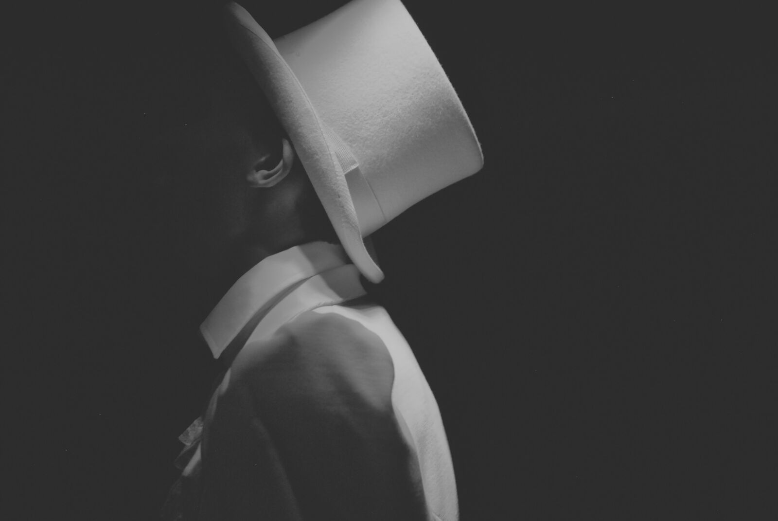 Nikon D3000 sample photo. Light, black, and, white photography