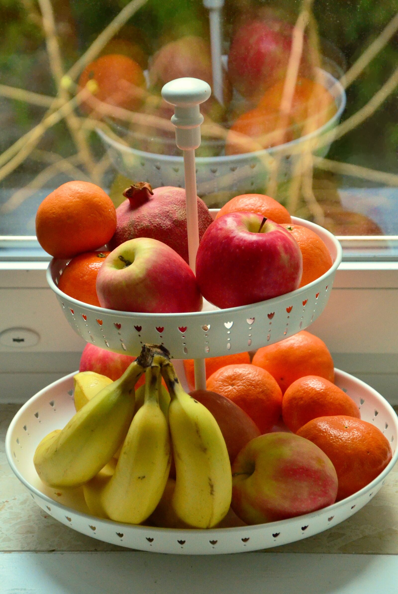 Nikon D5100 sample photo. Fruit bowl, fruit, banana photography