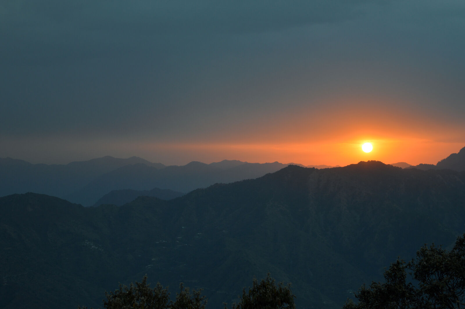 Nikon D3200 sample photo. Sun, clouds, sun, golden photography