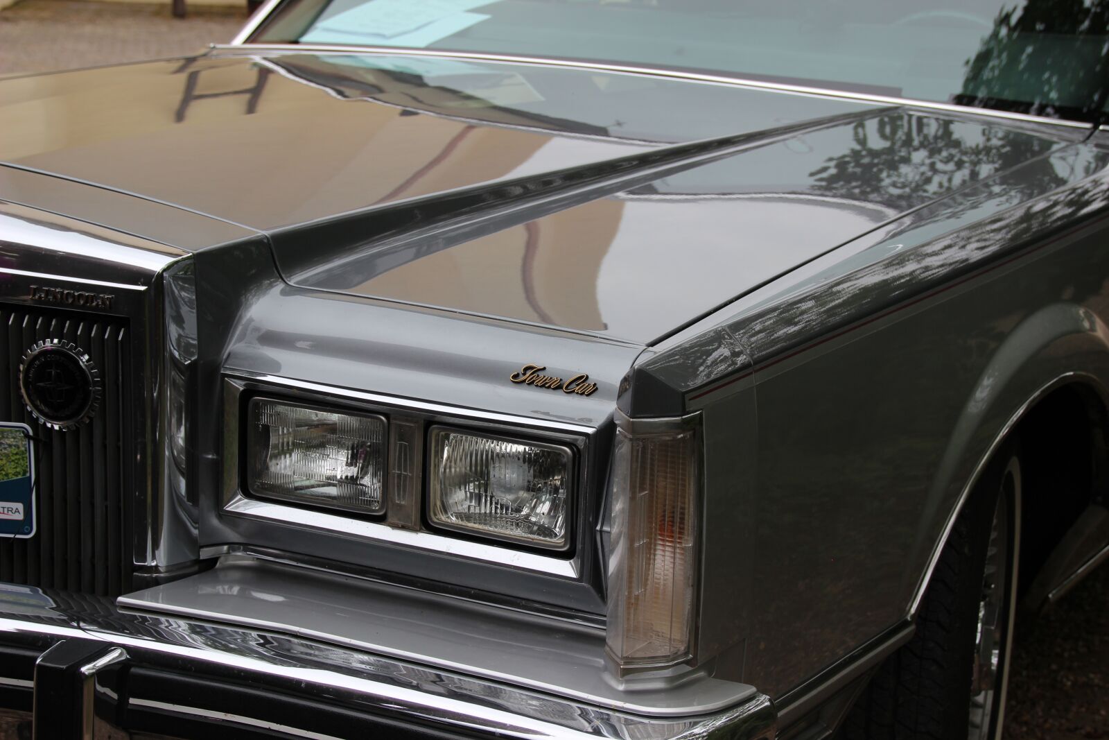 Canon EOS 600D (Rebel EOS T3i / EOS Kiss X5) sample photo. Auto, ford lincoln, town photography