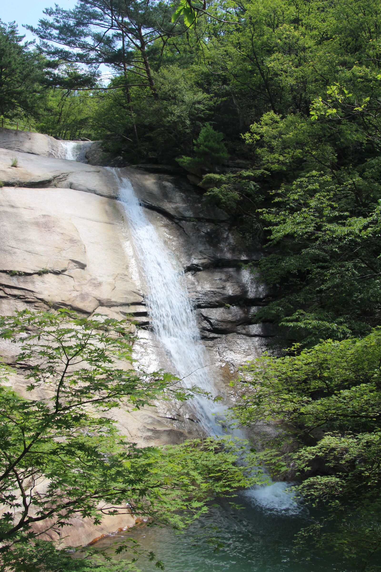 Canon EOS 100D (EOS Rebel SL1 / EOS Kiss X7) sample photo. Mountain, water, waterfall photography