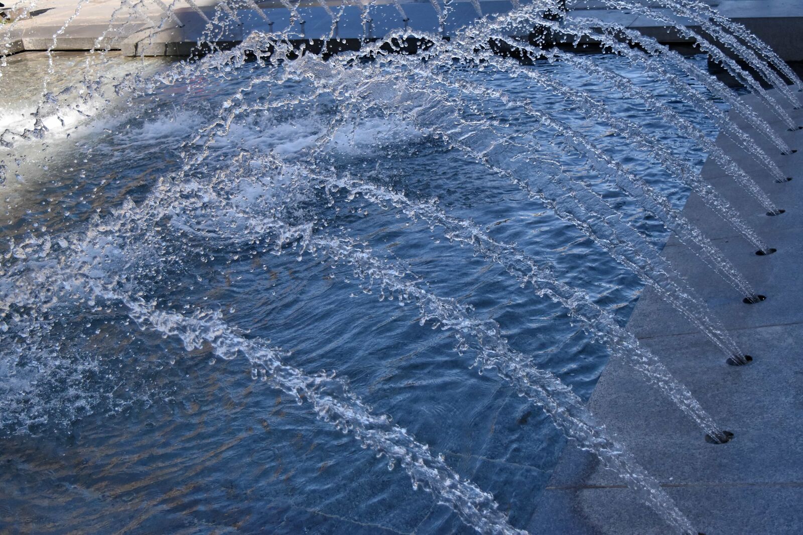 Nikon D5500 sample photo. Downtown, fountain, tourist attraction photography