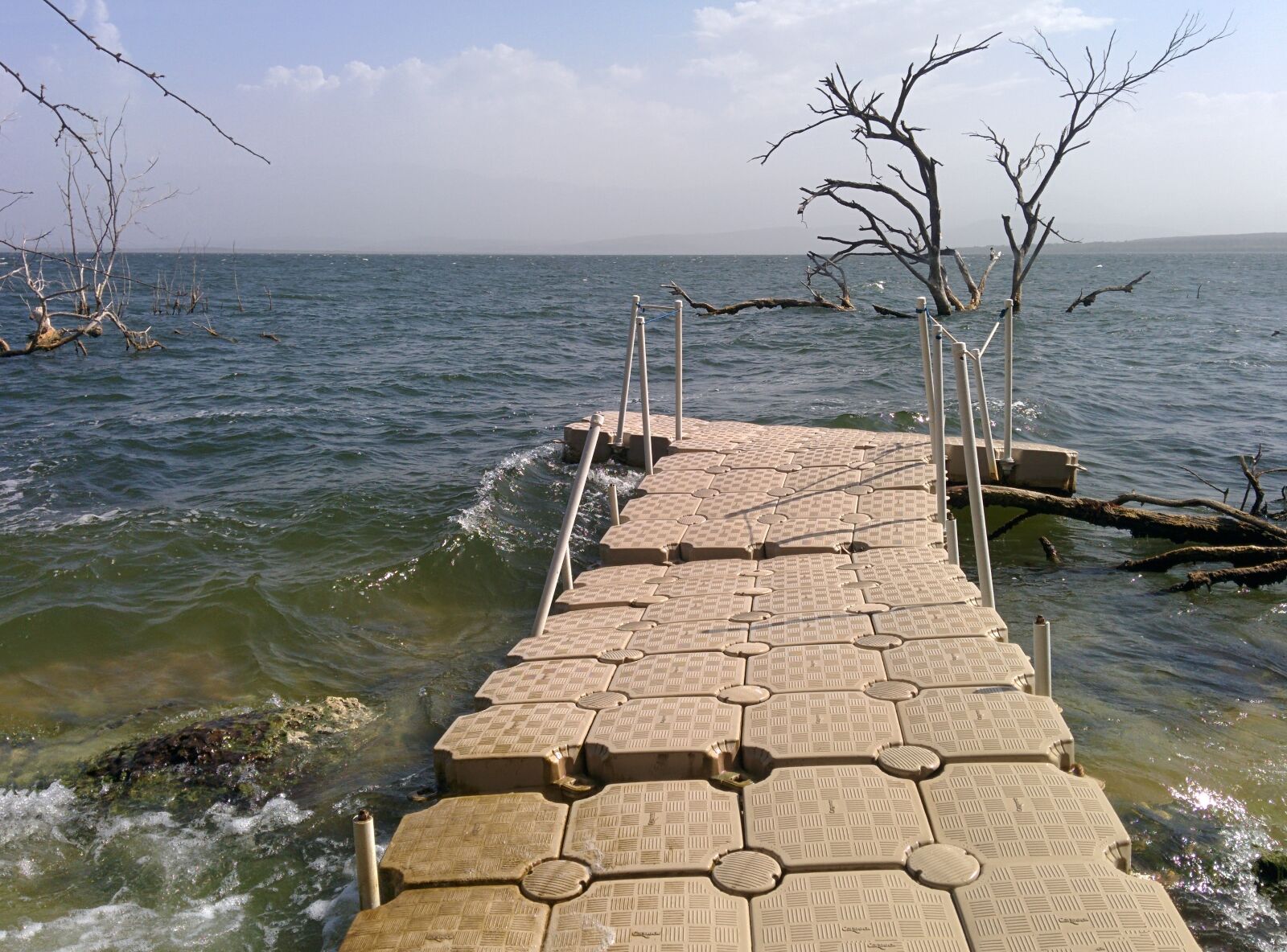 LG Nexus 5 sample photo. Harbor, lake, dead photography