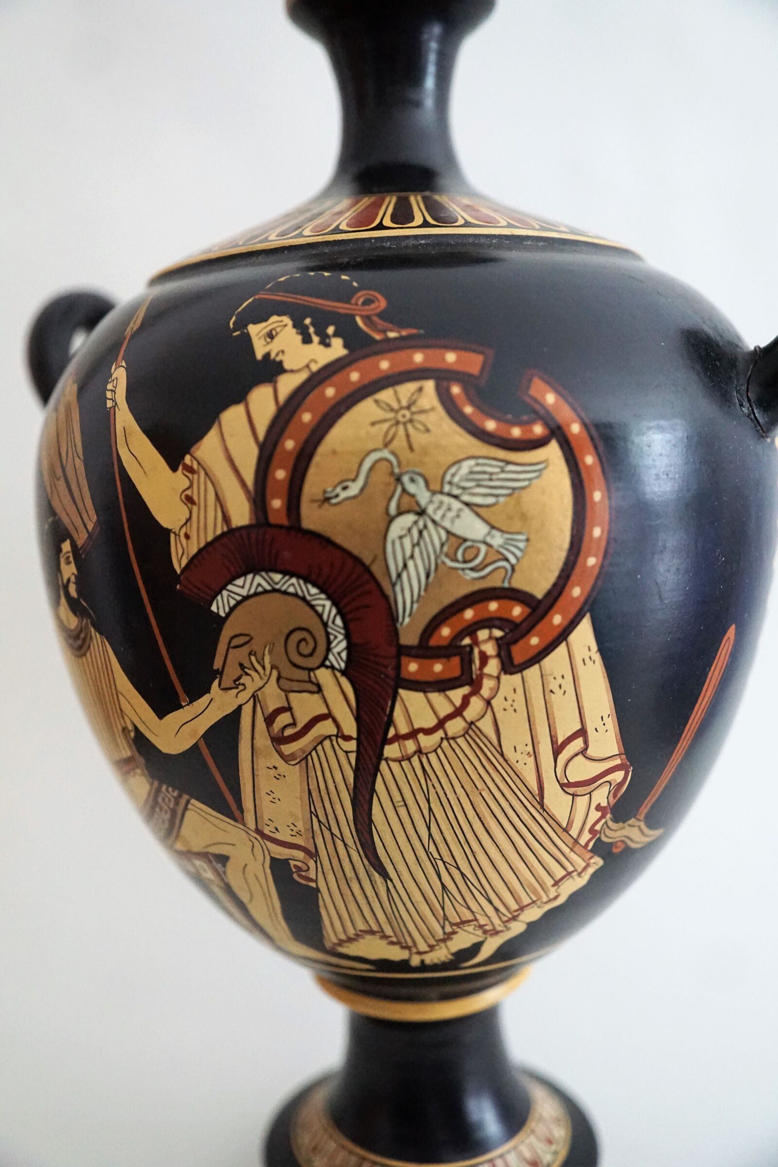Sony ILCA-77M2 + Sony DT 16-50mm F2.8 SSM sample photo. Art, vase, ornament photography