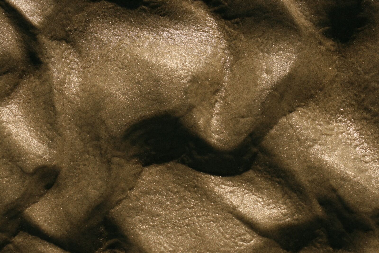 Canon EOS 400D (EOS Digital Rebel XTi / EOS Kiss Digital X) sample photo. Sand, texture, sea photography