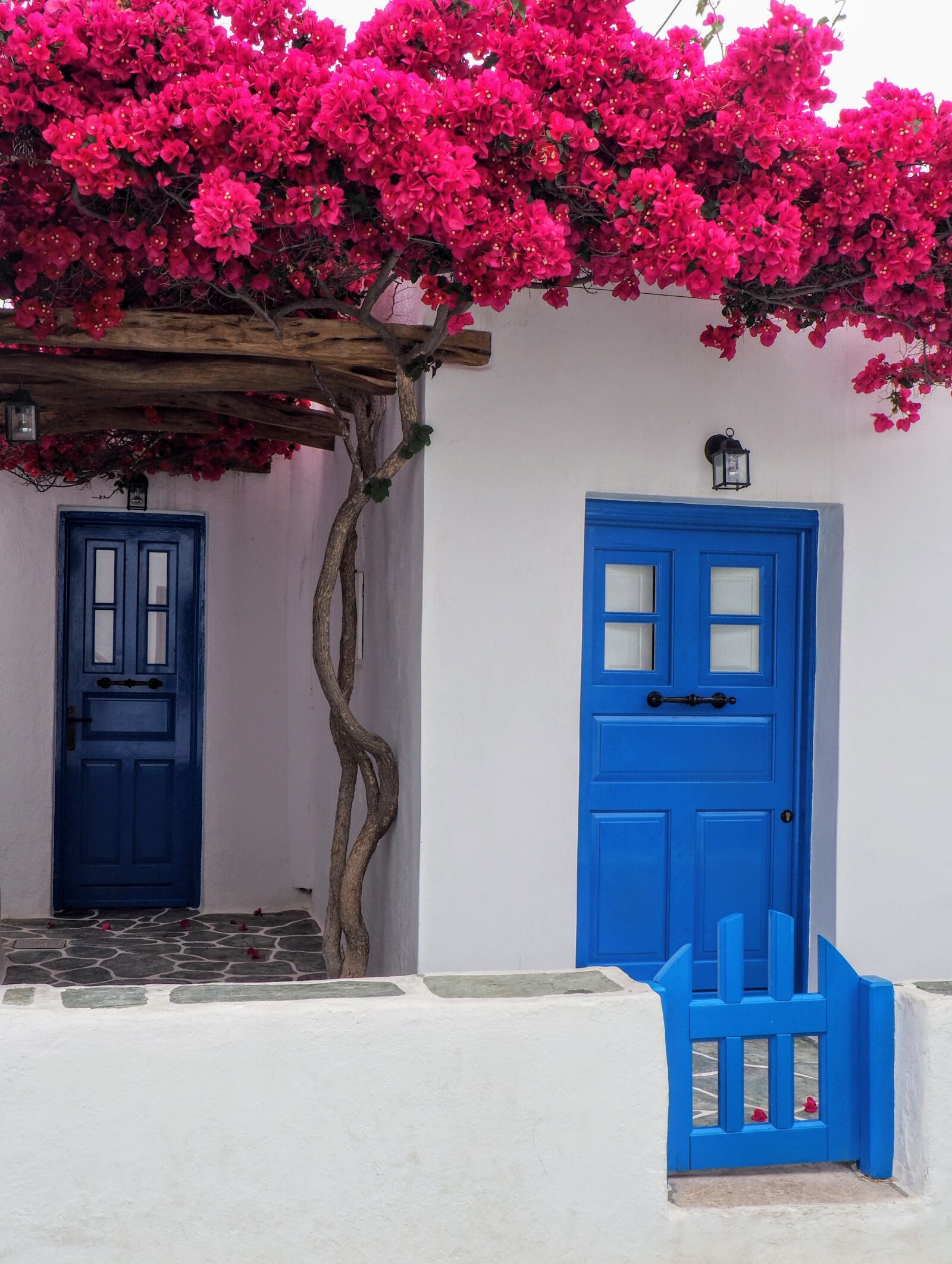 Olympus OM-D E-M10 II sample photo. Greece, folegandros, mediterranean photography