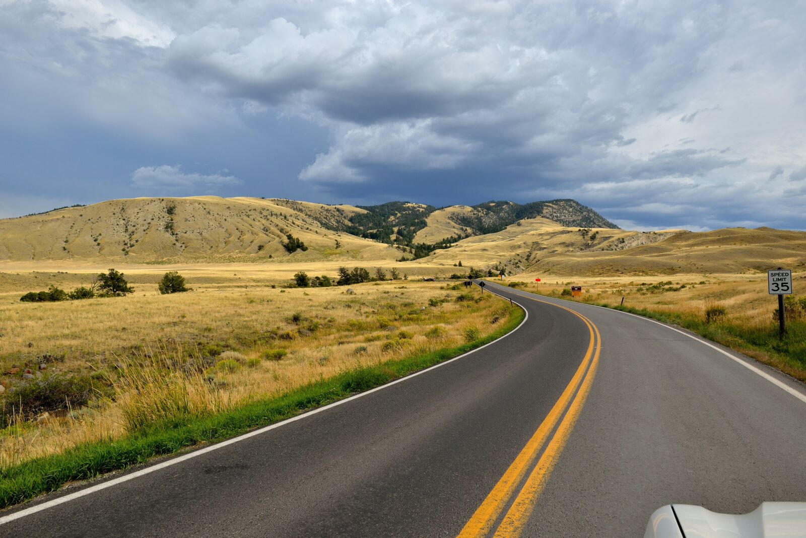 Nikon D800 sample photo. Road, hi-way, destination photography