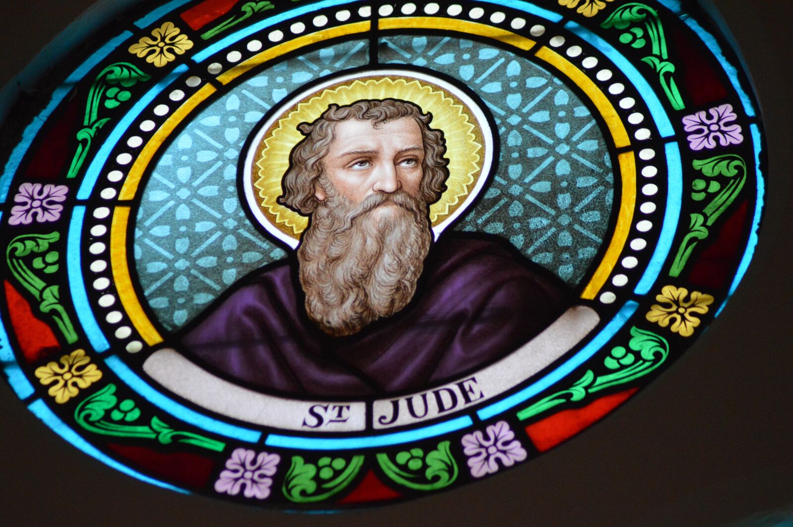 Nikon D3200 sample photo. Stained glass, colorful, portrait photography