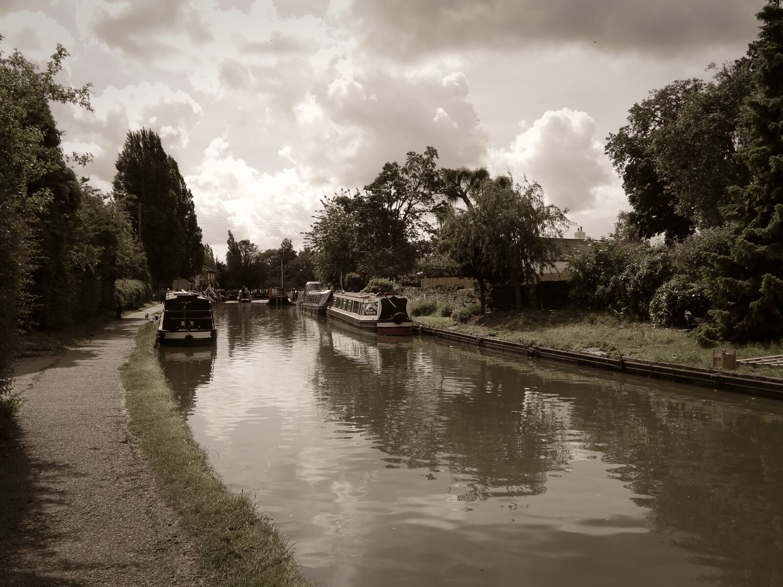 Nikon Coolpix A900 sample photo. Canal, boat, england photography