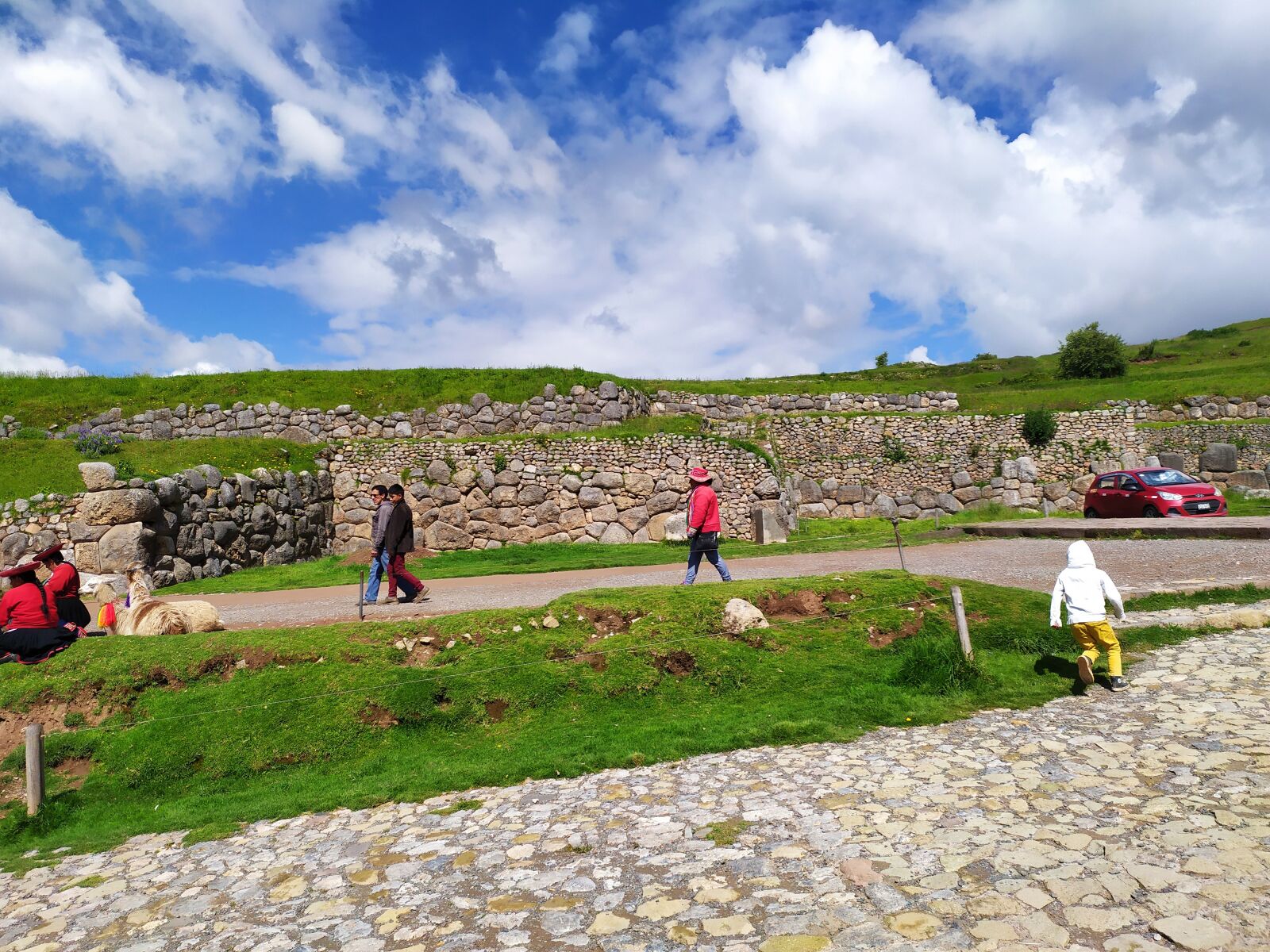 Xiaomi Redmi Note 7 sample photo. Cusco, peru, inca photography