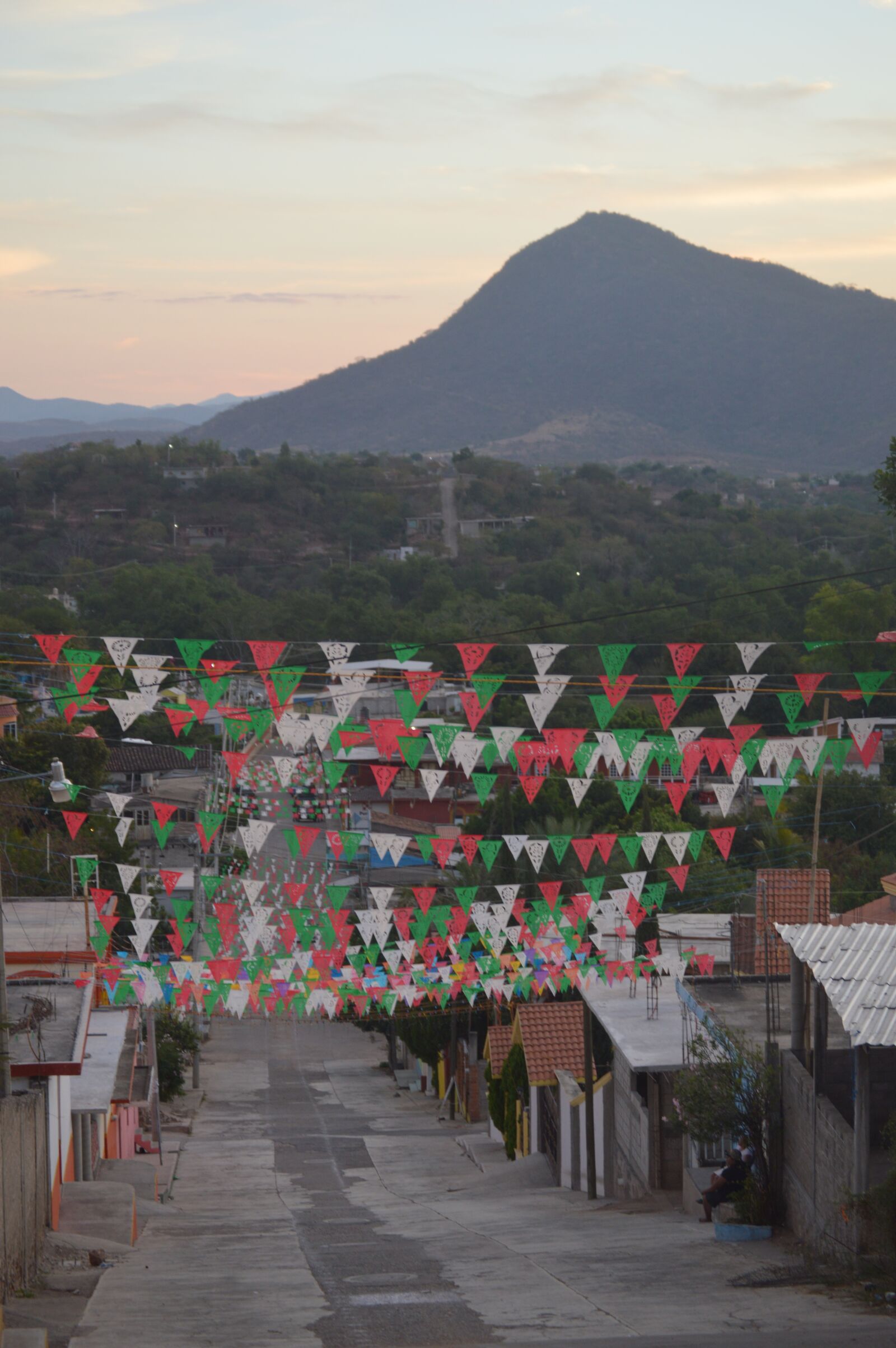 Nikon D3200 sample photo. Facades, hill, party photography