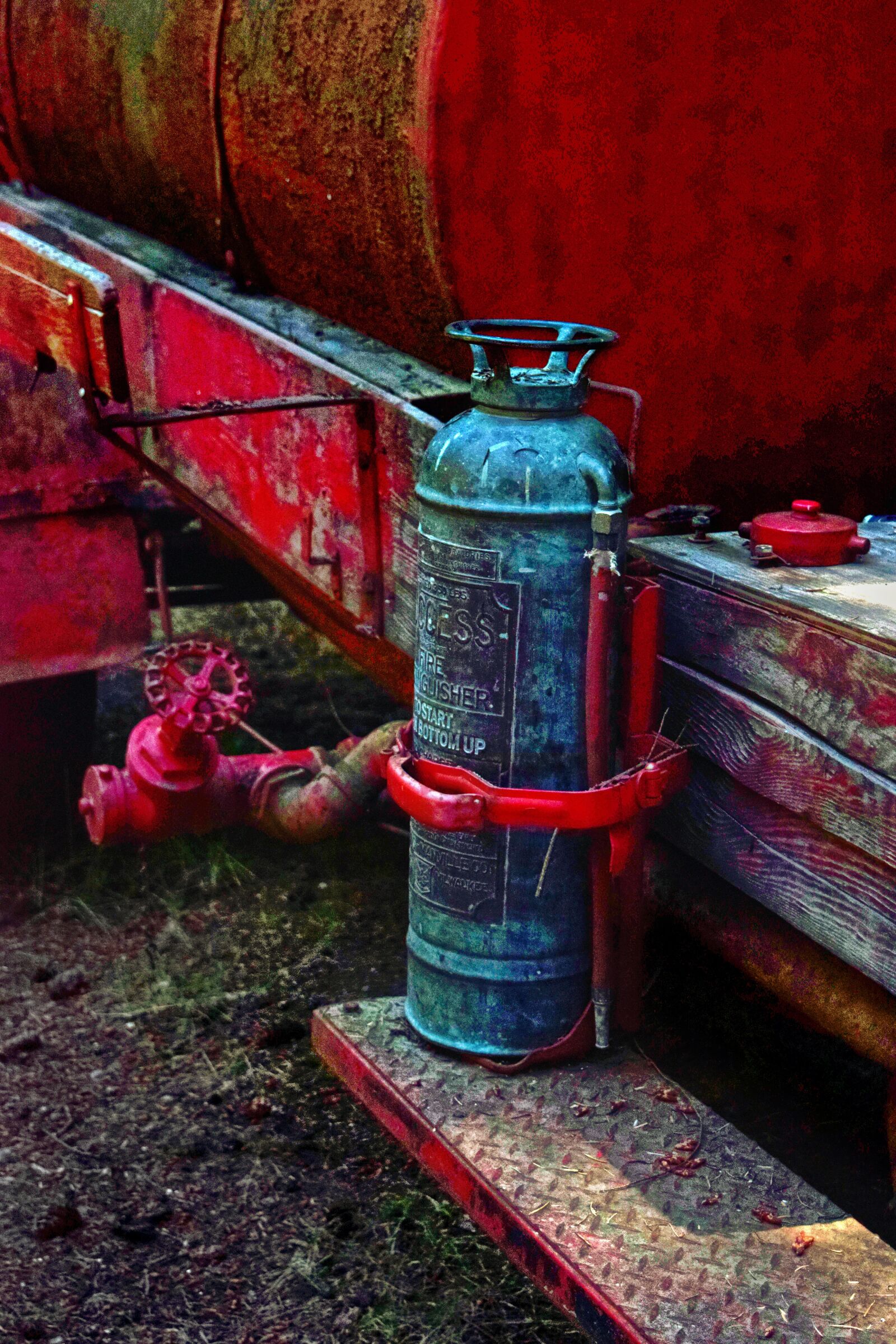 Nikon D3300 sample photo. Fire extinguisher, antique, red photography