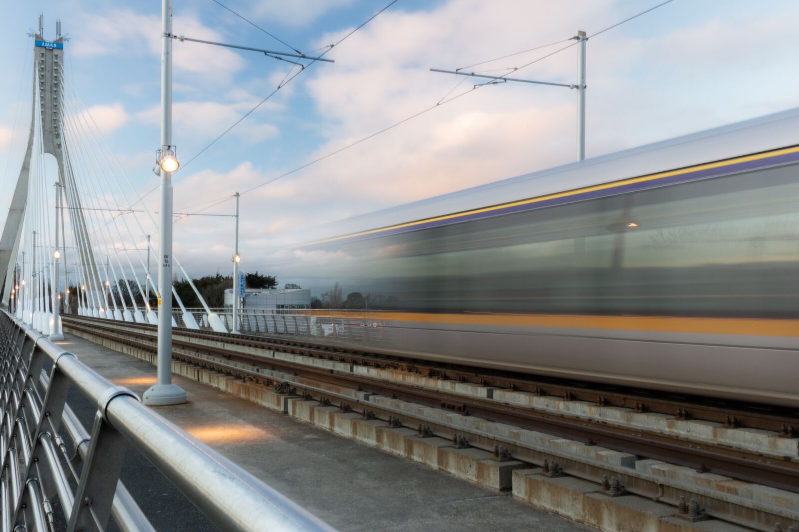 Canon EOS 70D sample photo. Train, rail, bridge photography