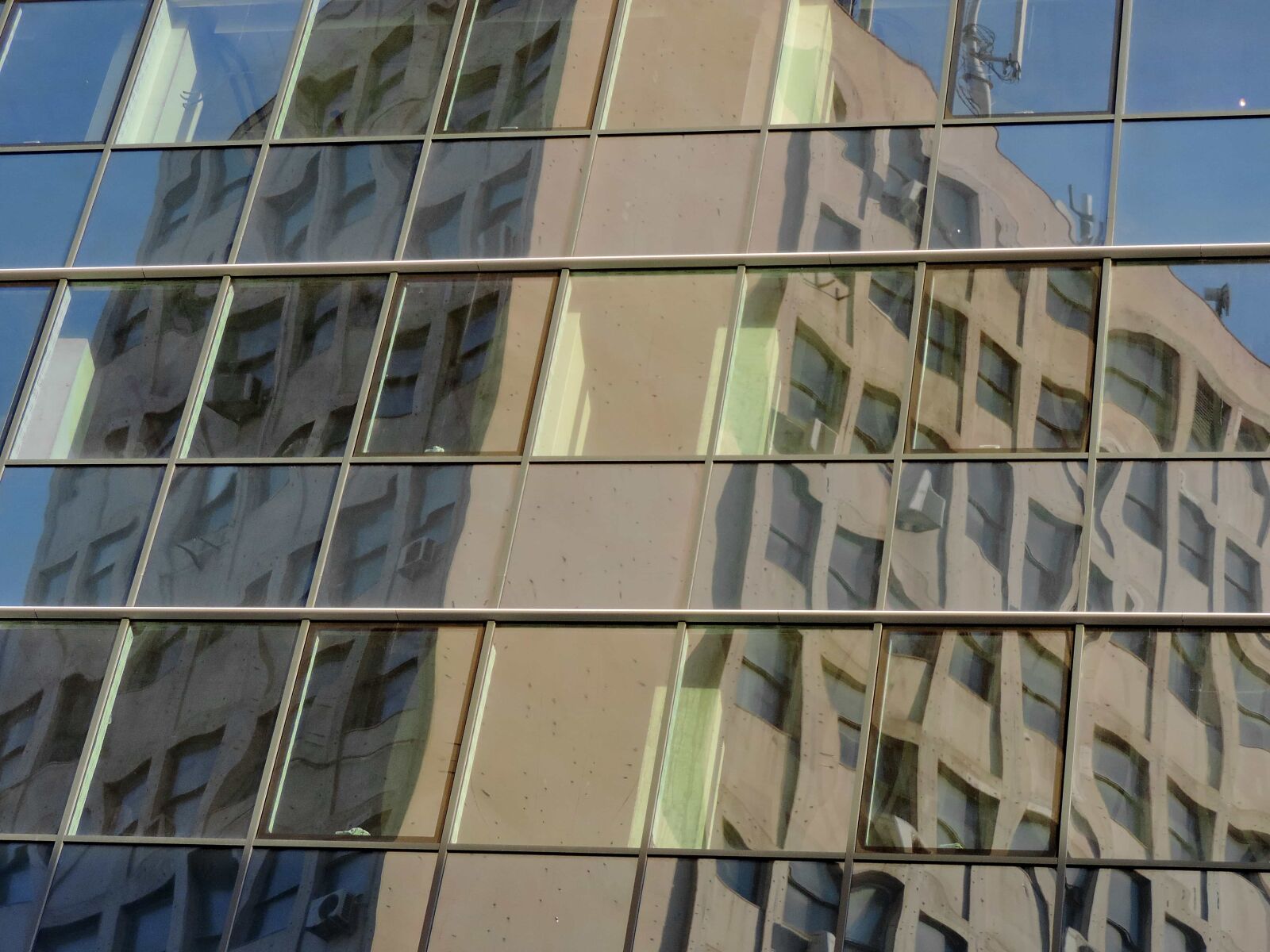 Nikon Coolpix P520 sample photo. Futuristic, modern, reflection, window photography