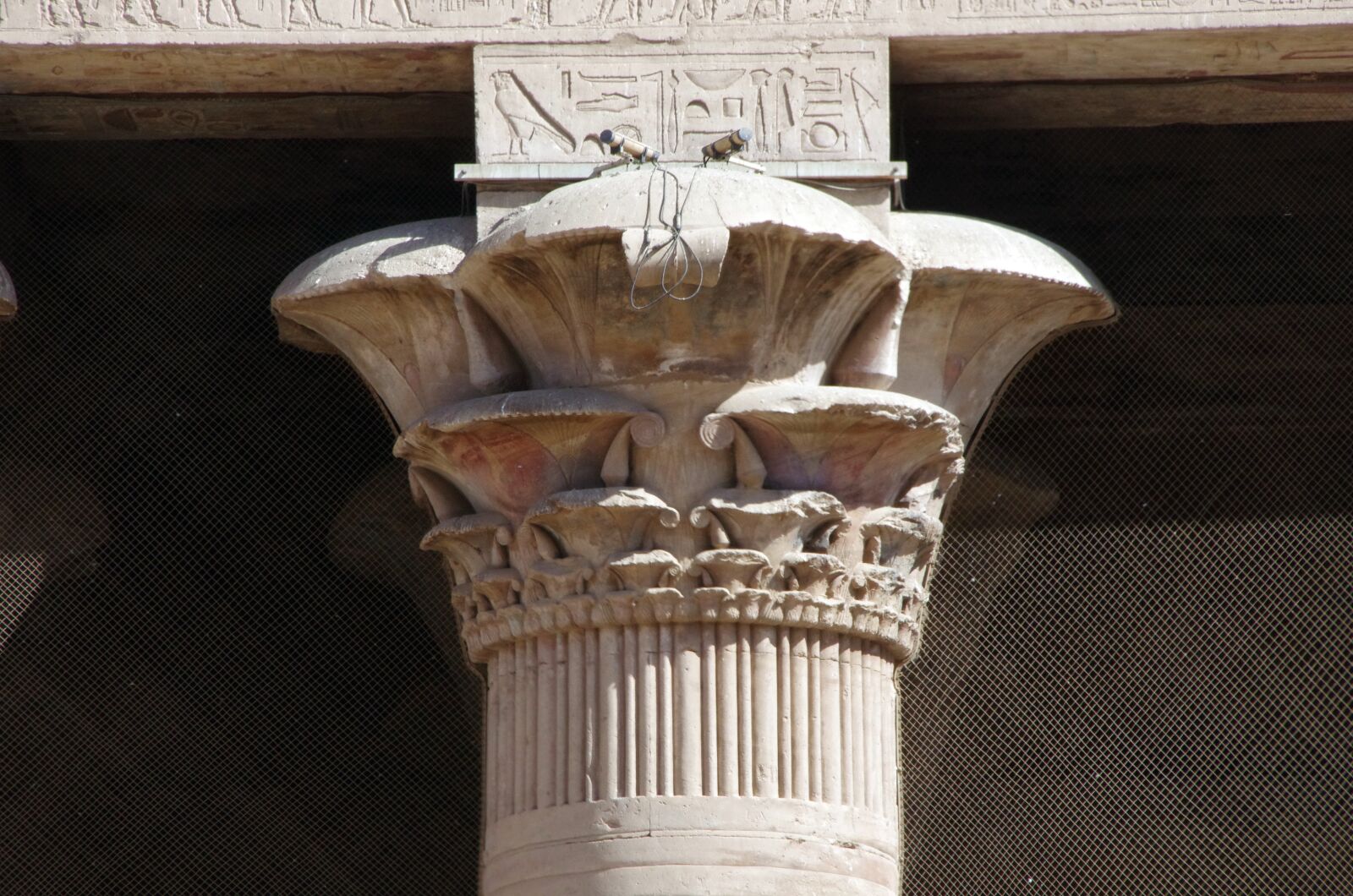 Pentax K-5 sample photo. Egypt, medinet-habu, column photography