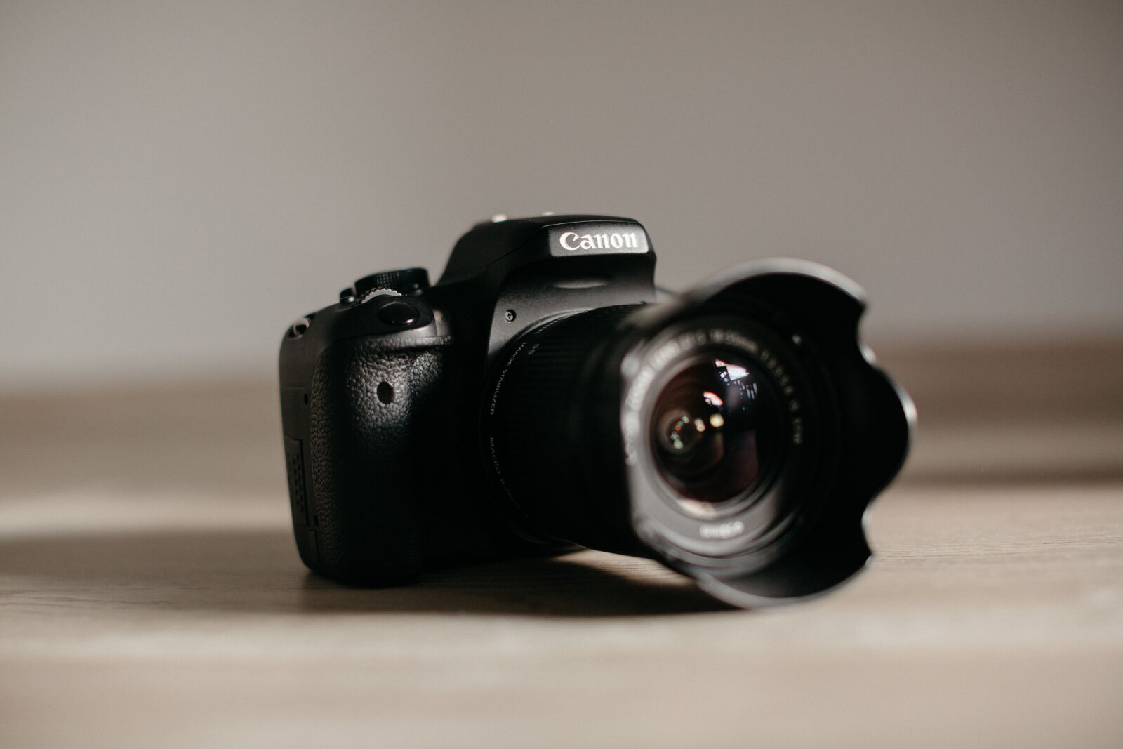 Canon EF 50mm F1.2L USM sample photo. Lens, photo studio, reflection photography