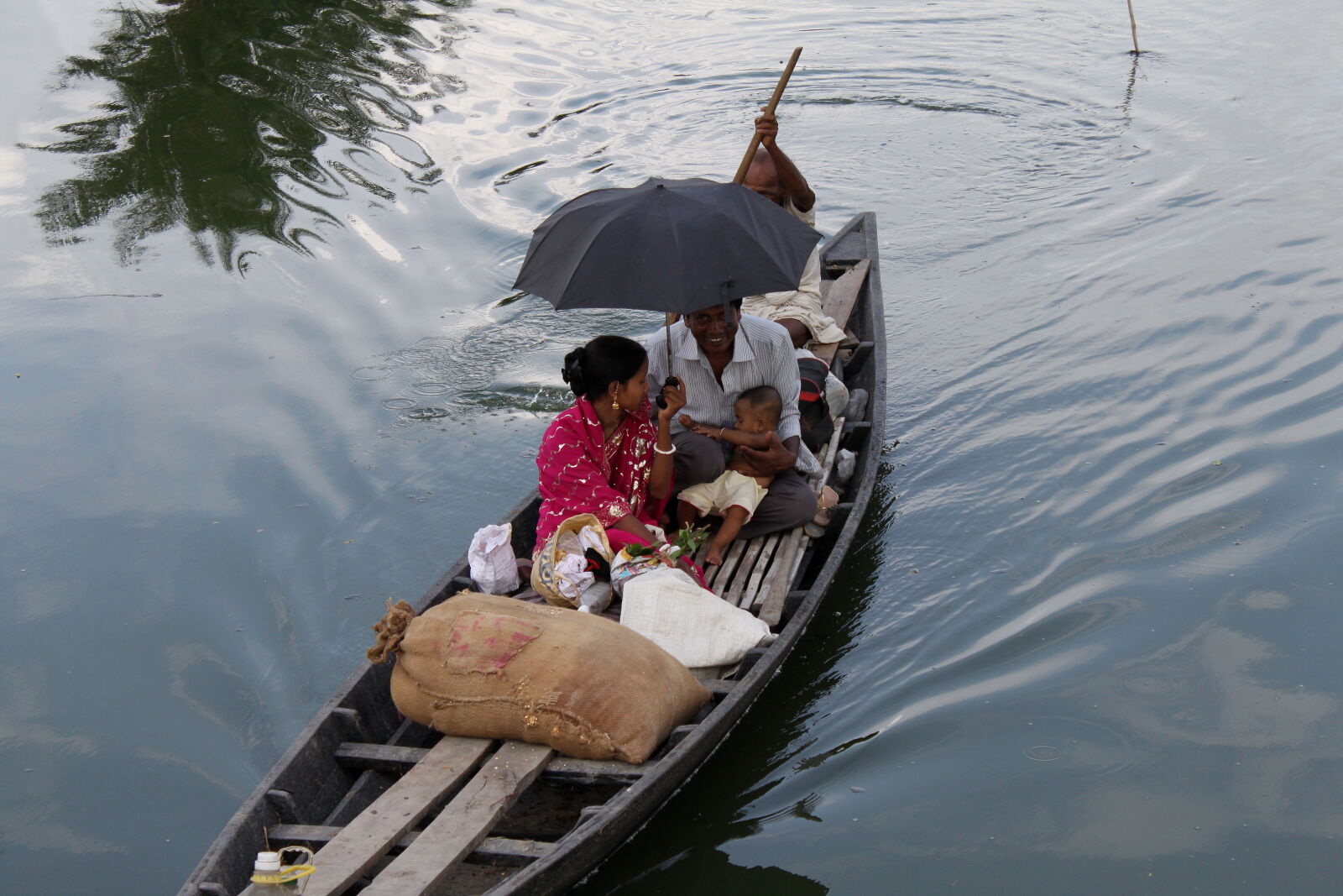 Canon EOS 500D (EOS Rebel T1i / EOS Kiss X3) sample photo. Bangladesh, canal, fisherman, nature photography