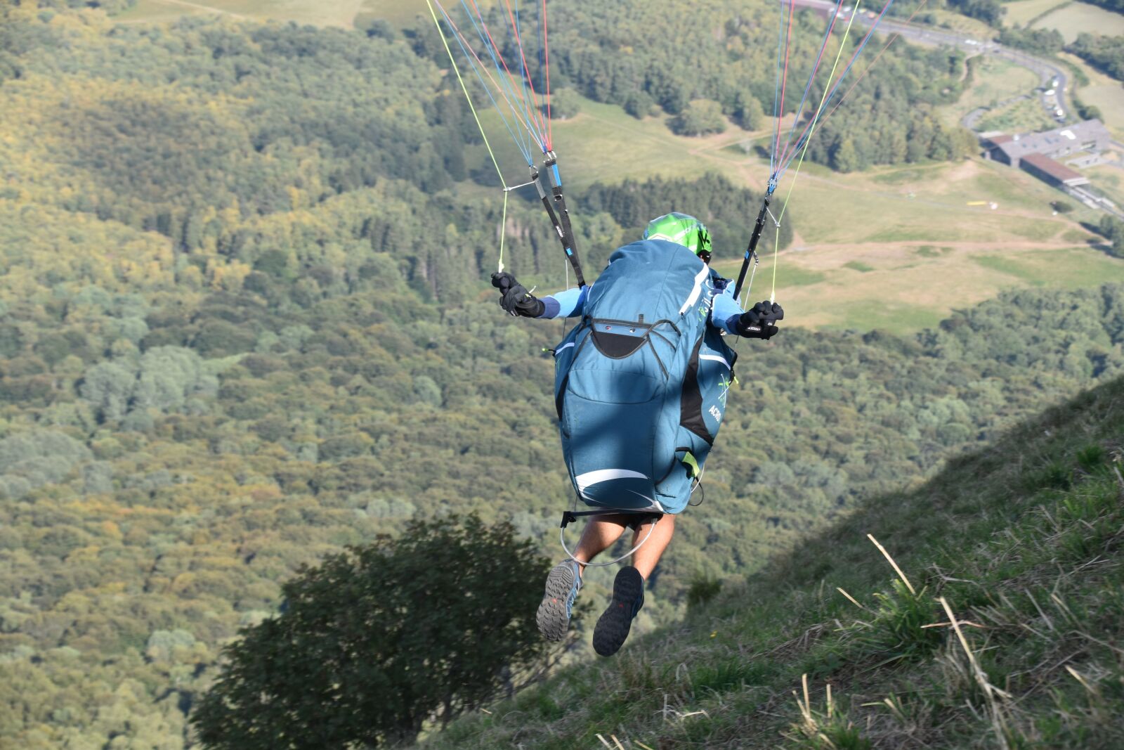 Nikon D5600 sample photo. Paragliding flight, harness-paraglider, paraglider photography