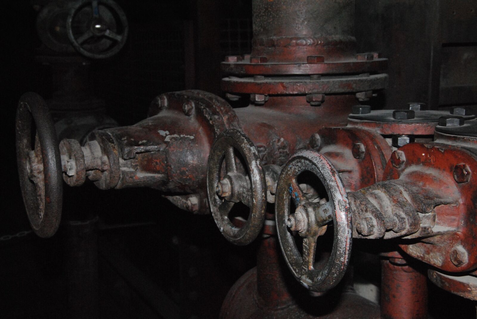 Nikon D3000 sample photo. Pipeline, valve, retro photography