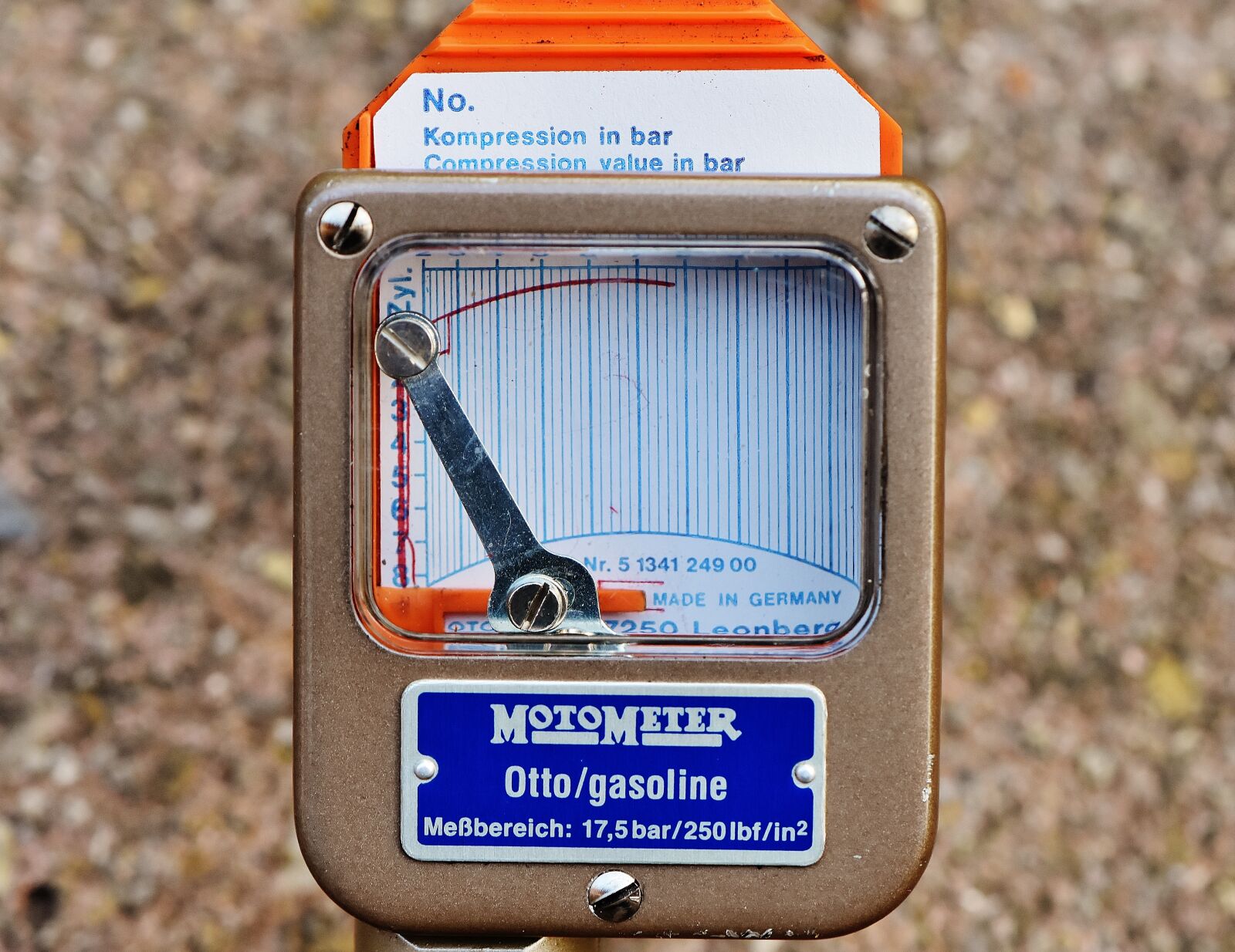 Nikon D7200 sample photo. Compression pressure recorder, compression photography