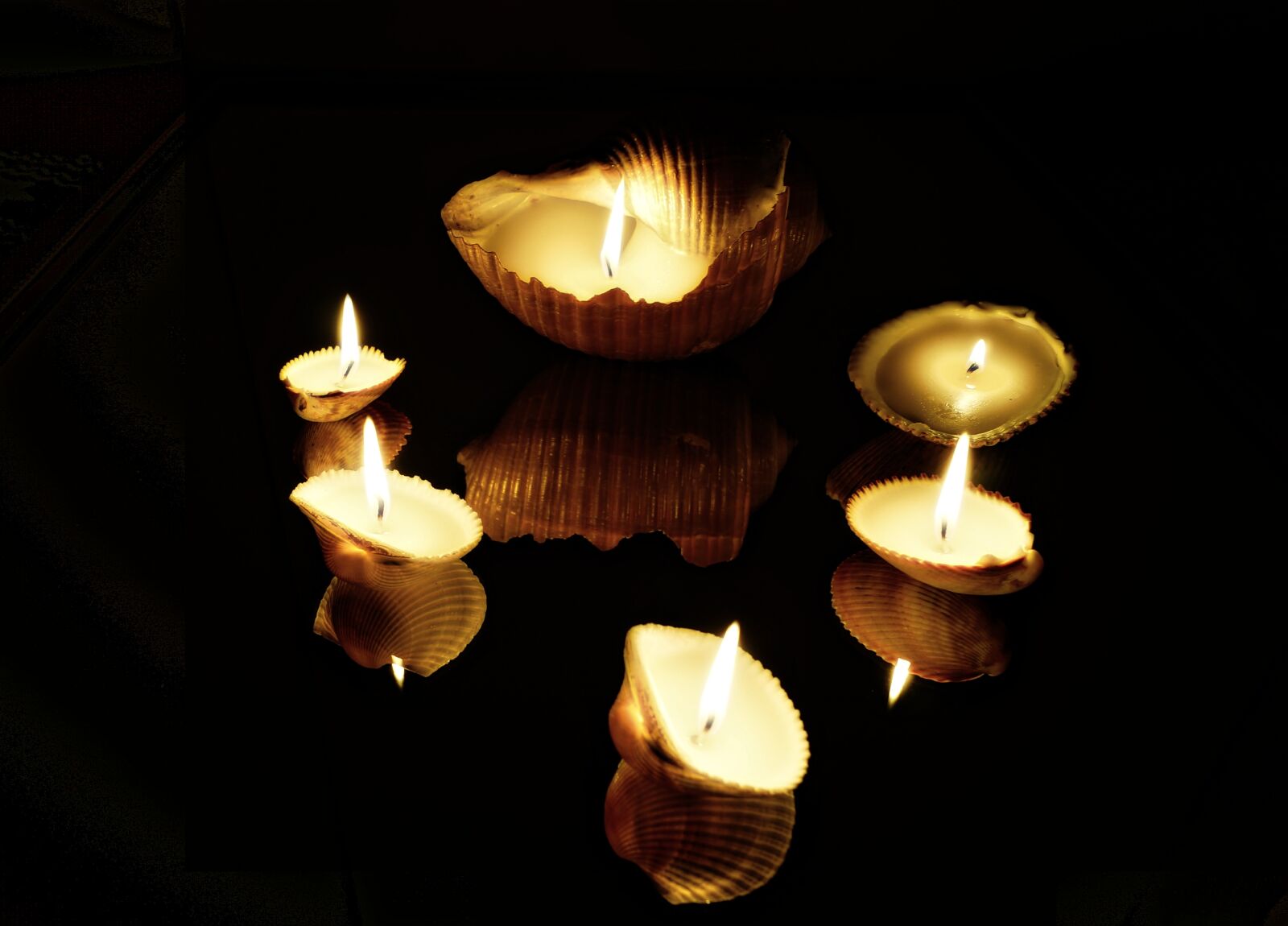 Sony SLT-A37 sample photo. Light, romance, night photography
