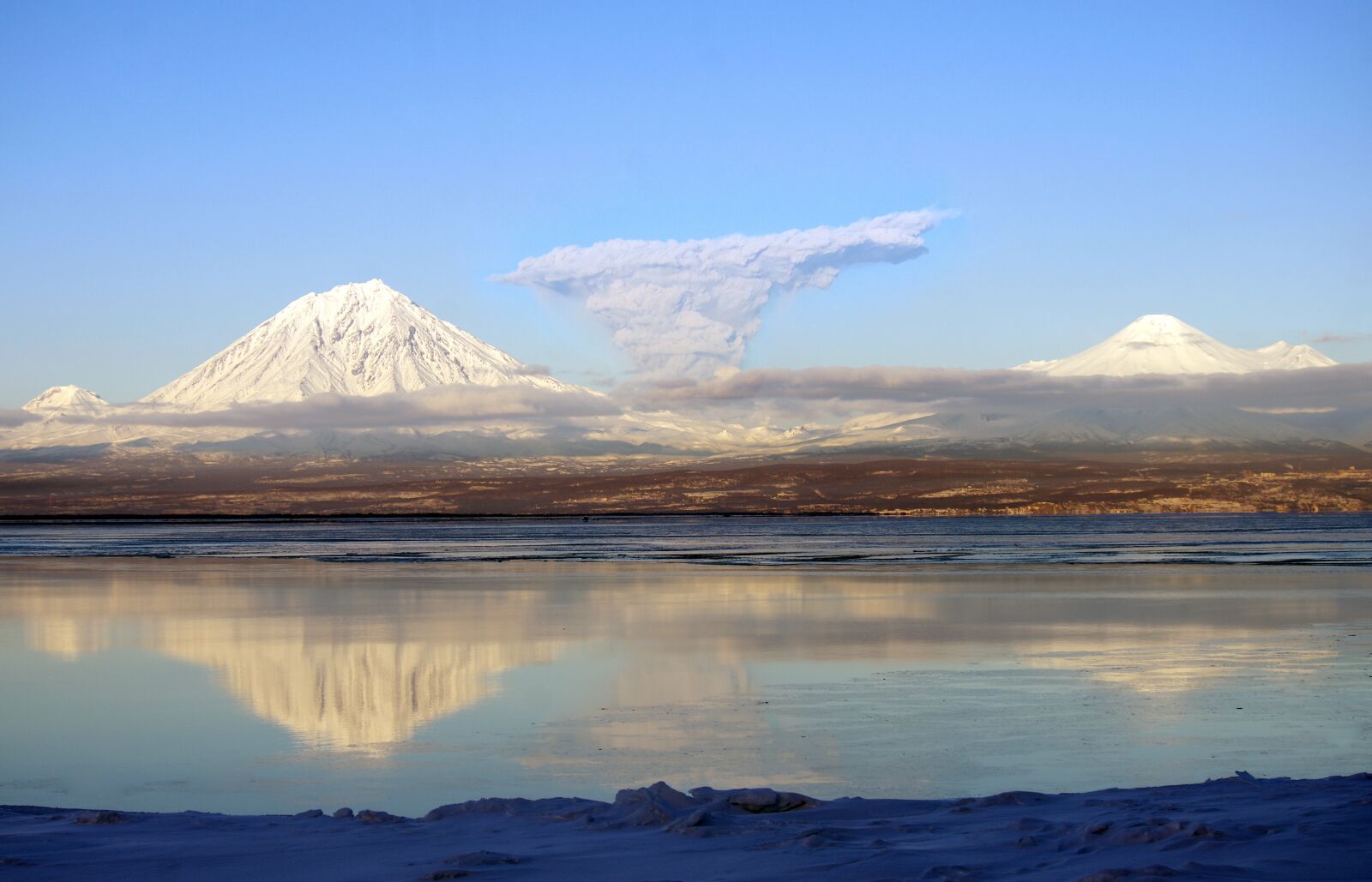 Pentax K-5 sample photo. Volcanoes, the eruption, a photography