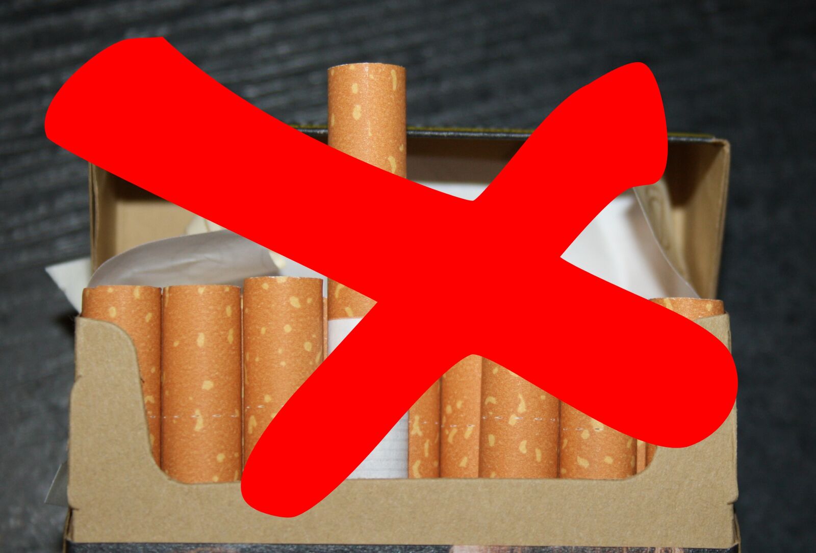 Canon EOS 1000D (EOS Digital Rebel XS / EOS Kiss F) sample photo. Cigarettes, cigarette box, smoking photography