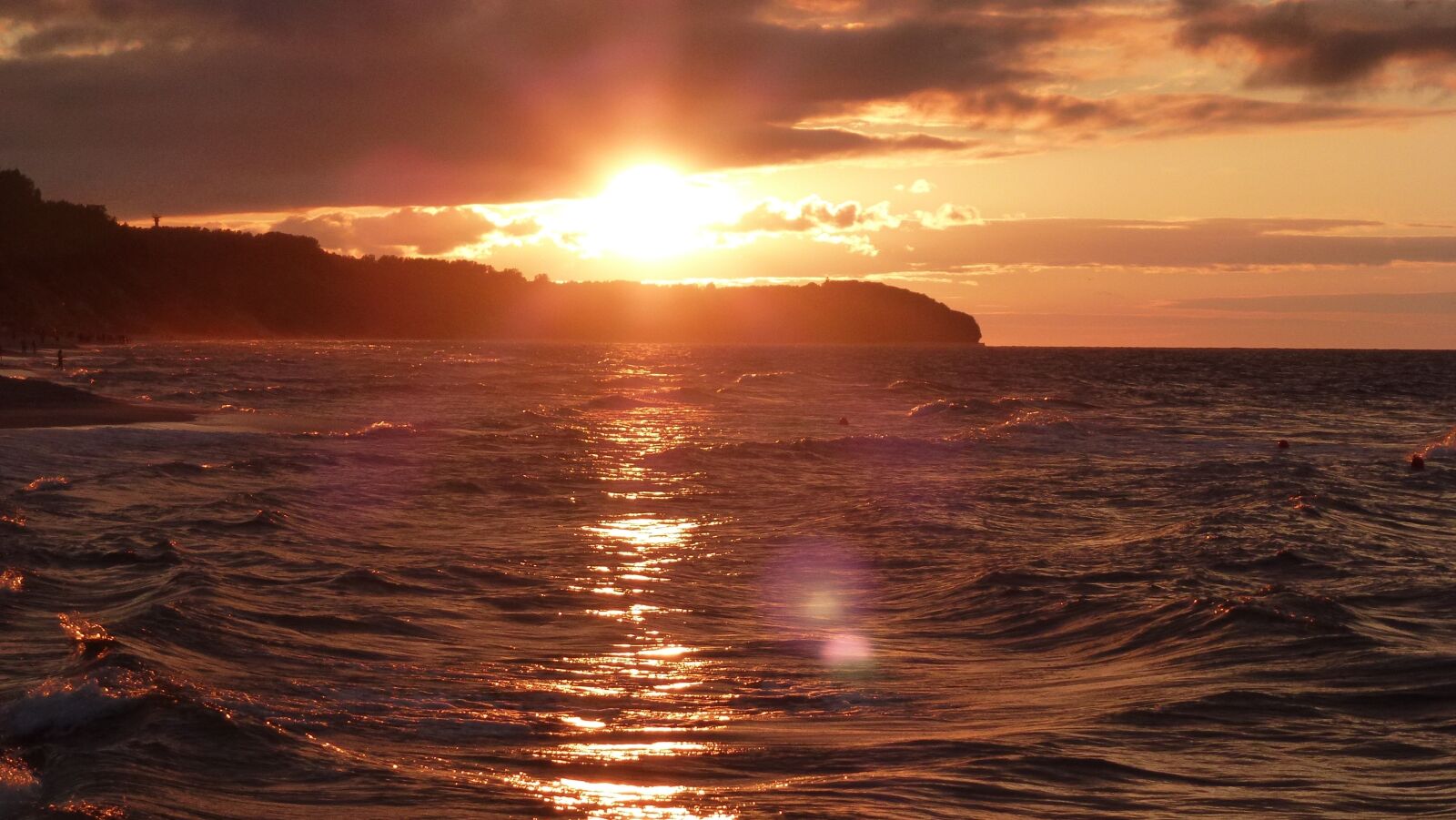 Panasonic Lumix DMC-ZS10 (Lumix DMC-TZ20 / Lumix DMC-TZ22) sample photo. Sunset, sea, water photography