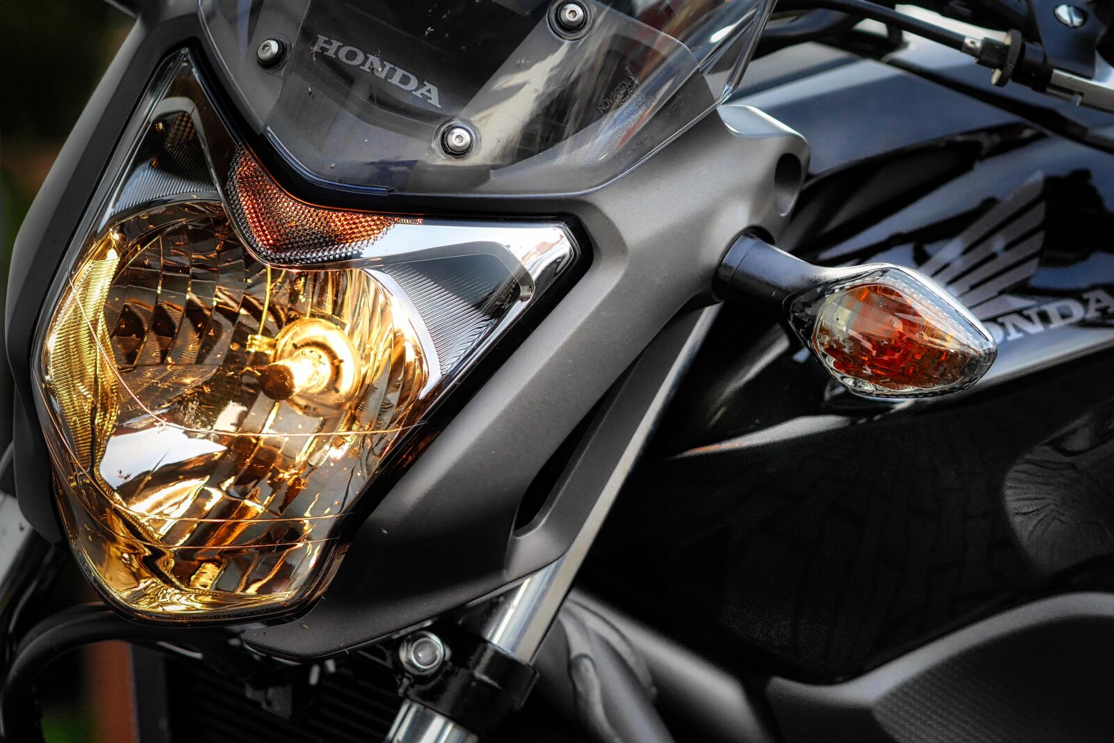 Panasonic Lumix DMC-GX7 sample photo. Motorcycle, vehicle, drive photography