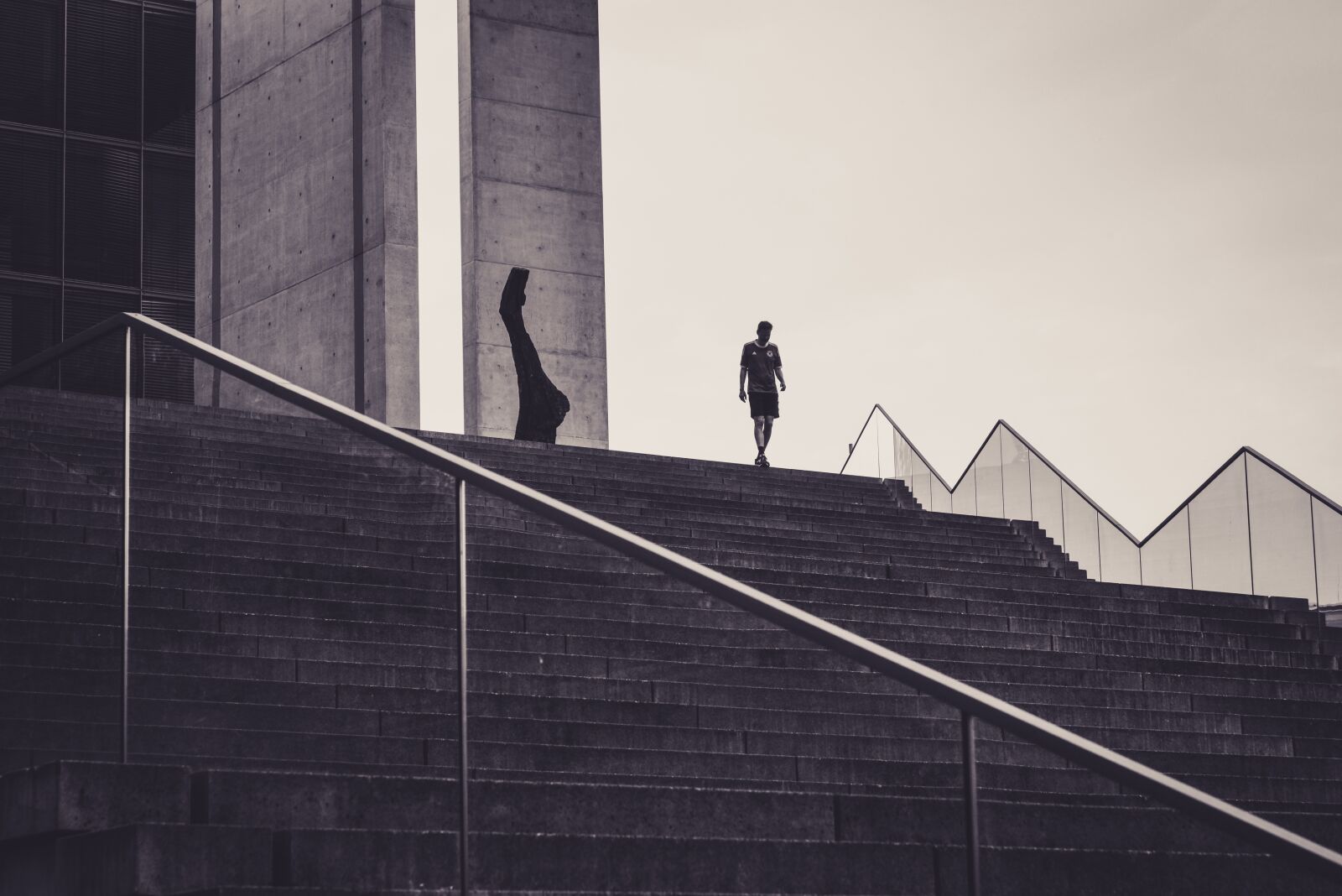 Nikon D610 sample photo. Gradually, human, architecture photography