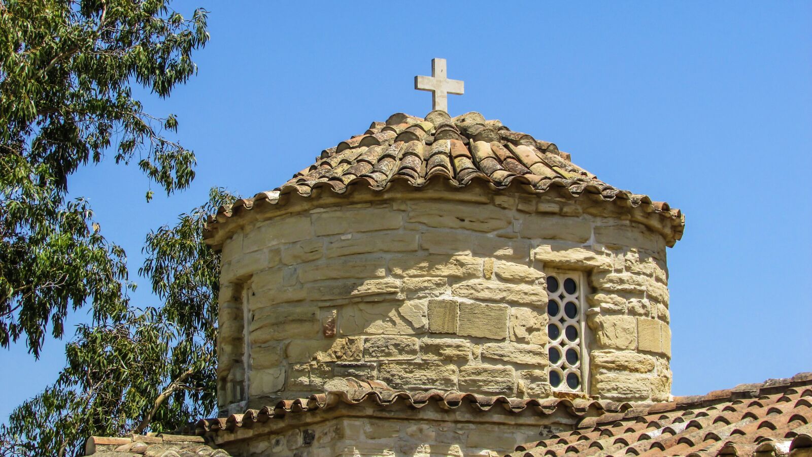 Canon PowerShot SX400 IS sample photo. Cyprus, alaminos, church photography