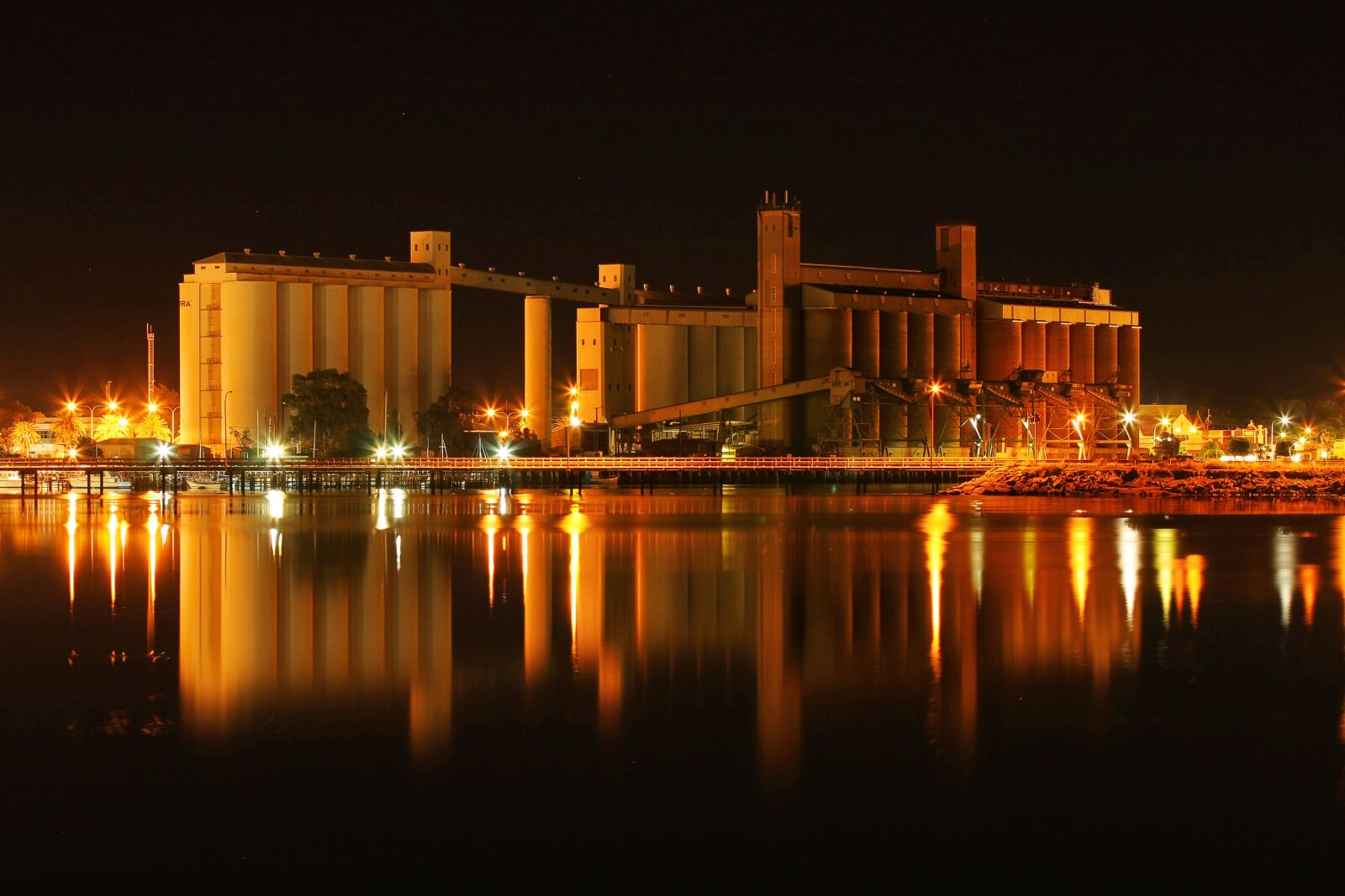 Canon EOS 40D sample photo. Port pirie, australia, night photography