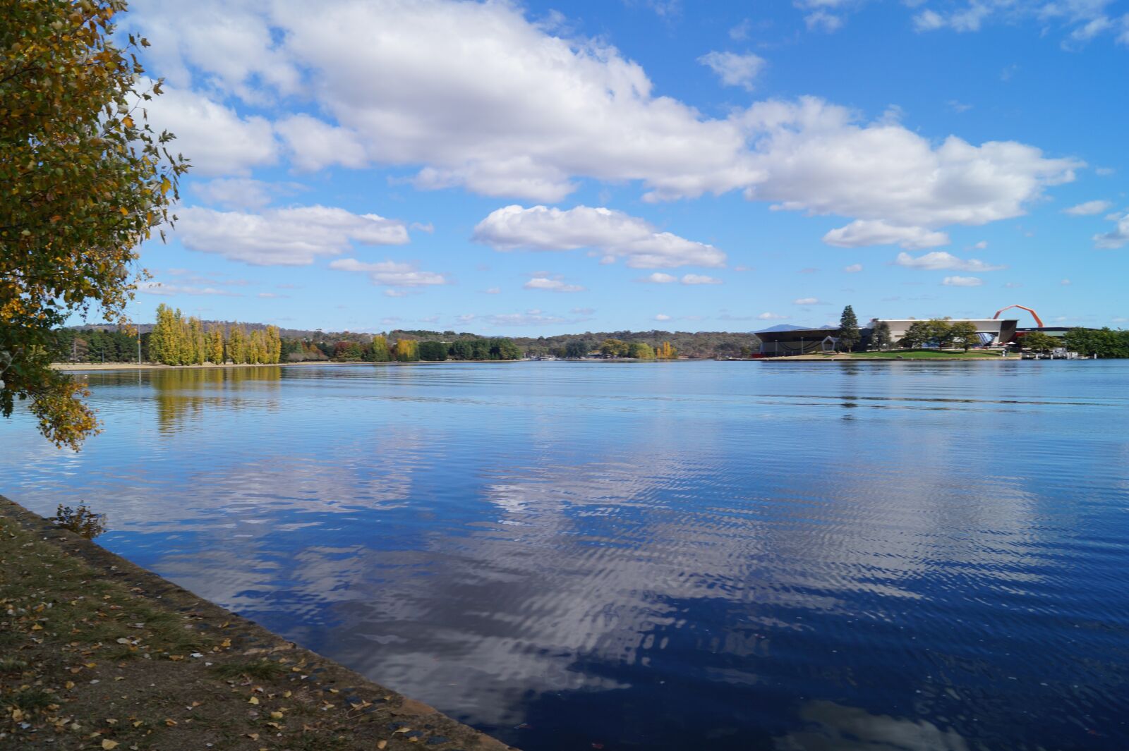 Sony DT 18-55mm F3.5-5.6 SAM II sample photo. Water, nature, reflection photography
