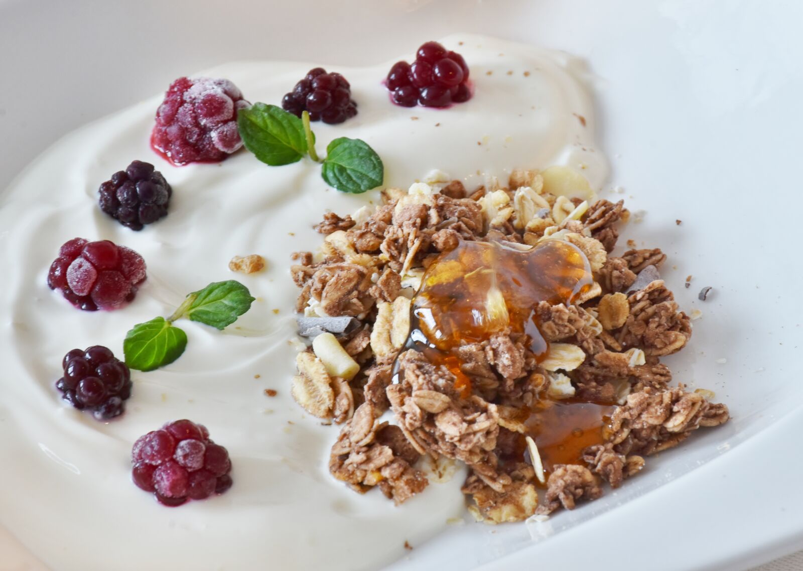 Nikon D7200 sample photo. Muesli, breakfast, glass photography