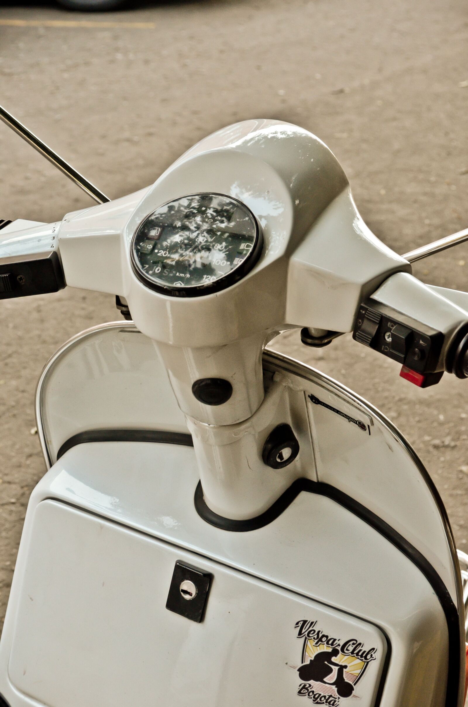 Nikon D5100 sample photo. Scooter, moto, old photography