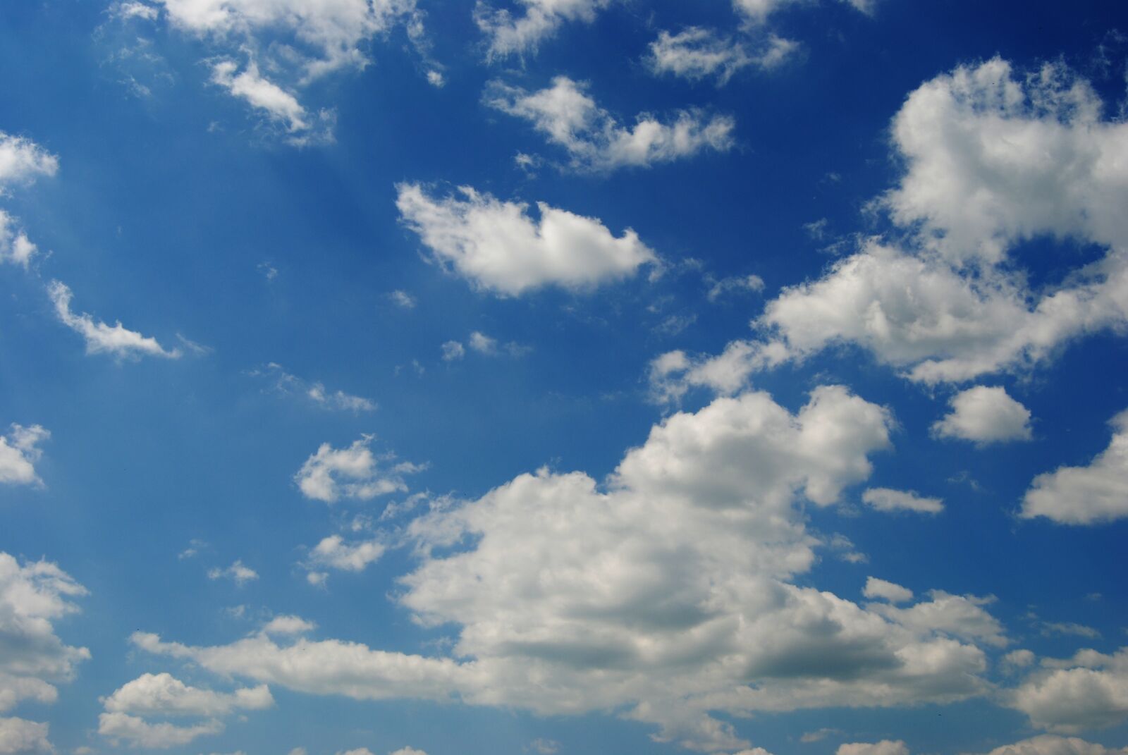 Nikon D3000 sample photo. Sky, clouds, blue photography