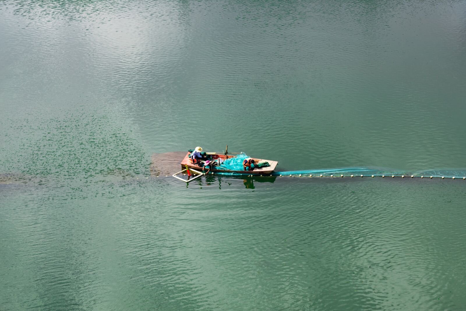 Nikon D3400 sample photo. Lake, fishermen, boat photography