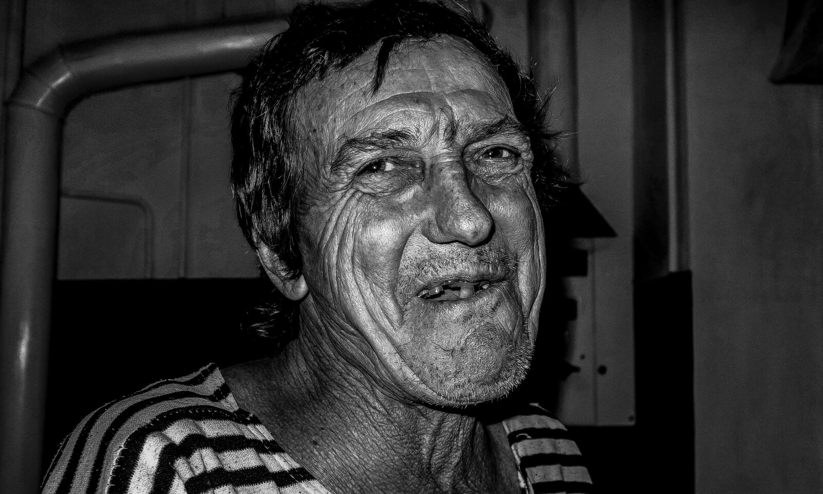 Sony Cyber-shot DSC-RX100 sample photo. Odessa homeless, vest, evening photography