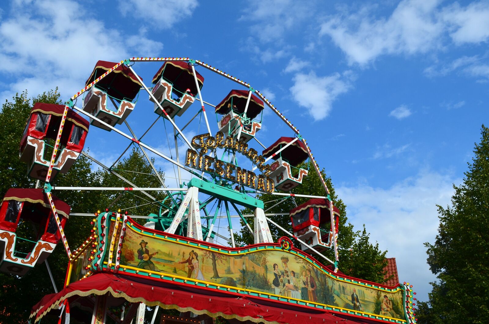 Nikon D5100 sample photo. Ferris wheel, carousel, historically photography