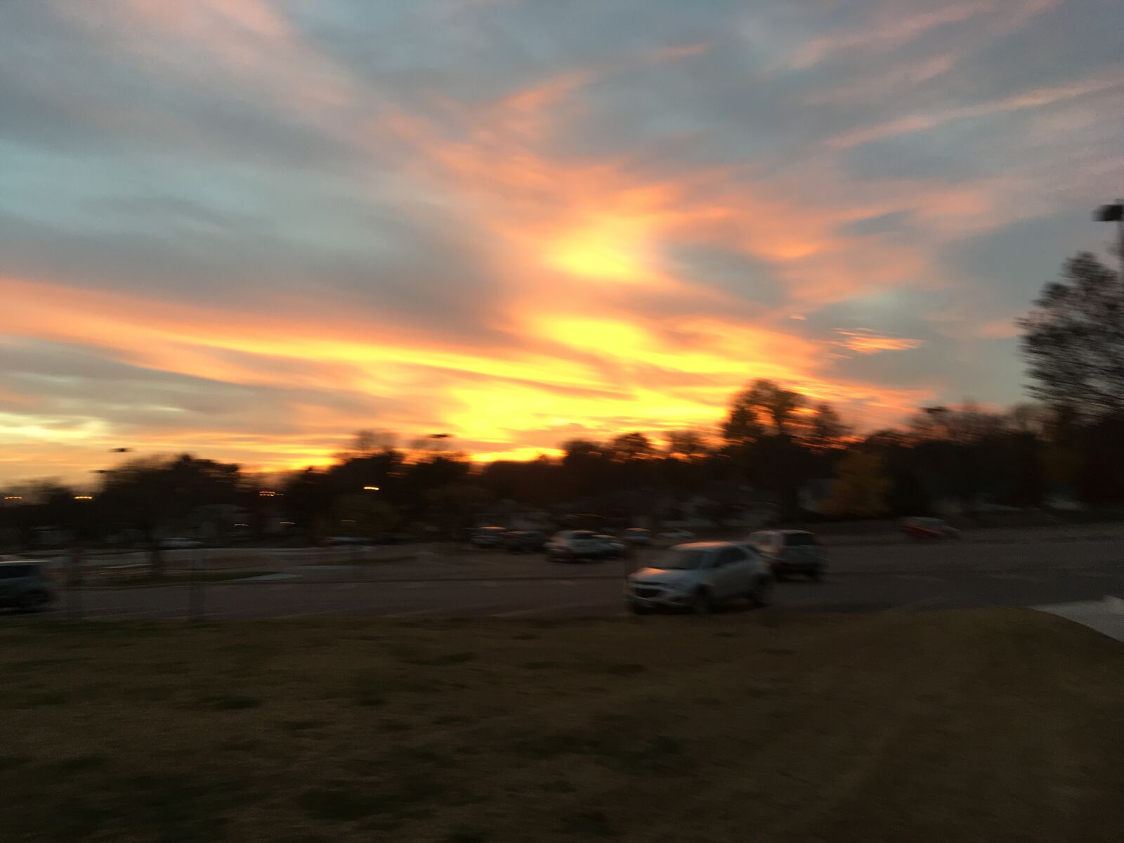 iPhone SE back camera 4.15mm f/2.2 sample photo. Wichita, kansas, sunset photography