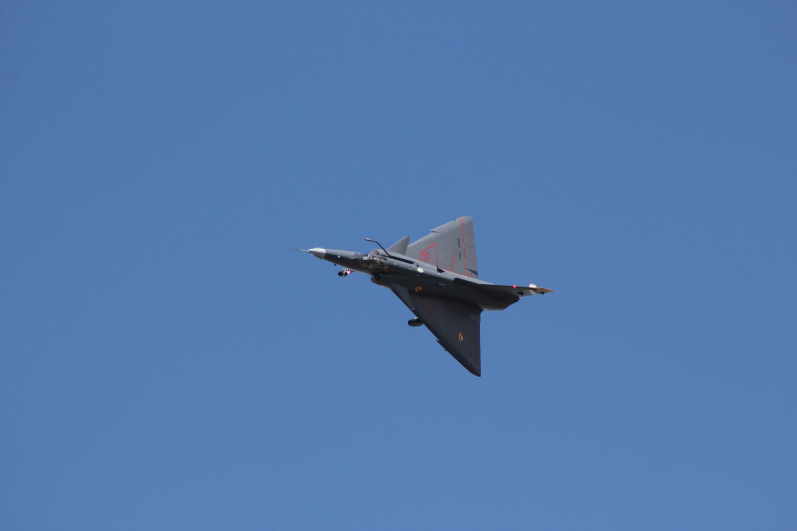Canon EOS 550D (EOS Rebel T2i / EOS Kiss X4) sample photo. Aircraft, combat, military photography