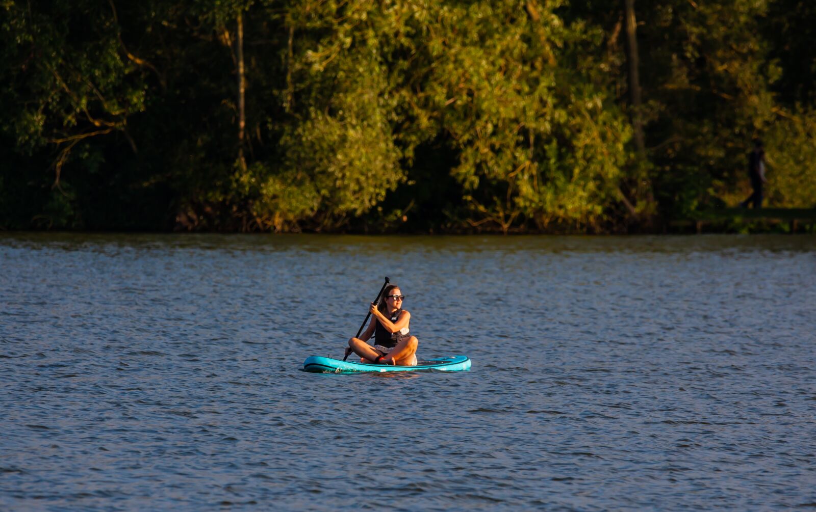 150-600mm F5-6.3 DG OS HSM | Contemporary 015 sample photo. Paddle board, woman on photography
