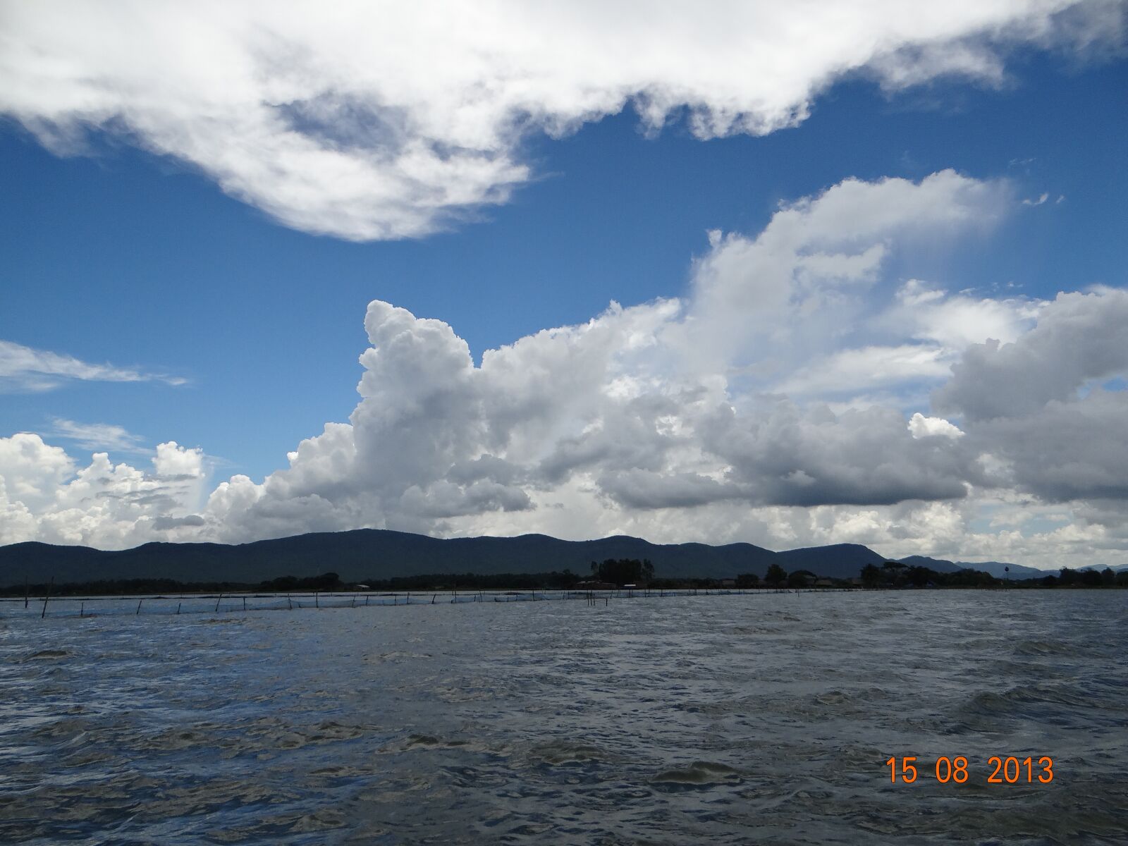 Sony DSC-HX200V sample photo. Clouds, scenic, lake photography