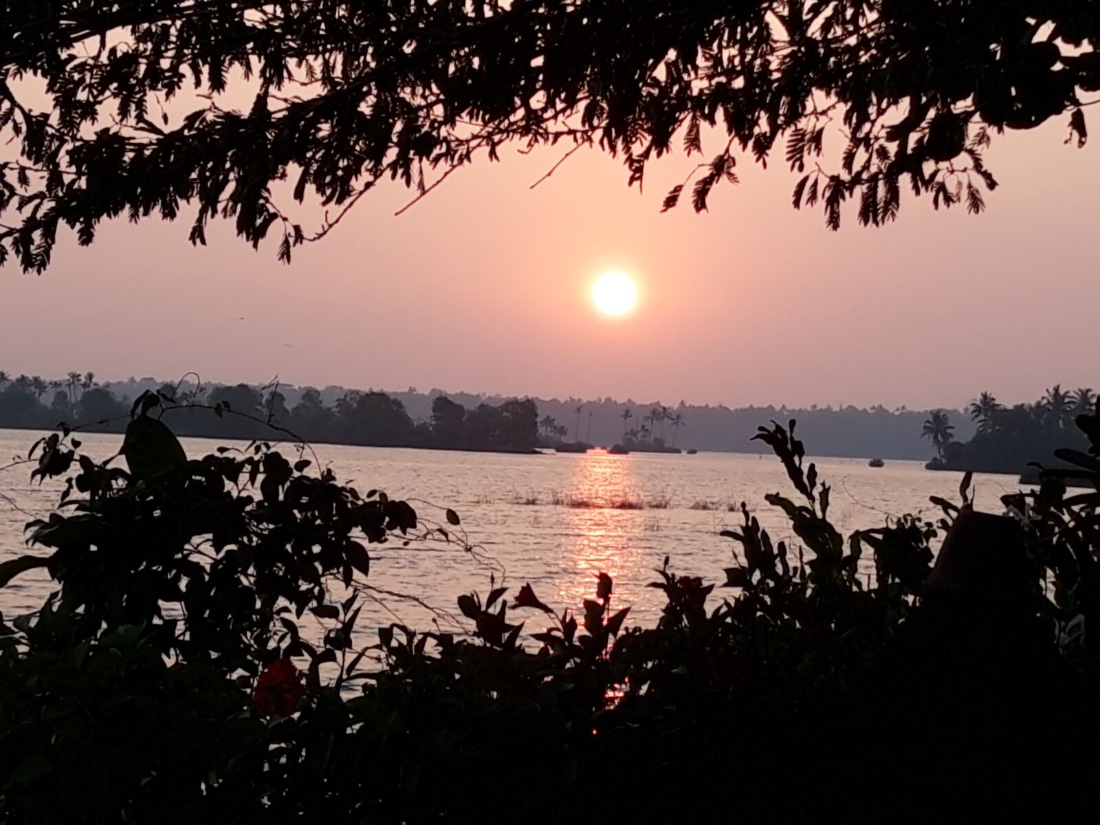 Samsung Galaxy A6 sample photo. Sunset, mood, lake photography