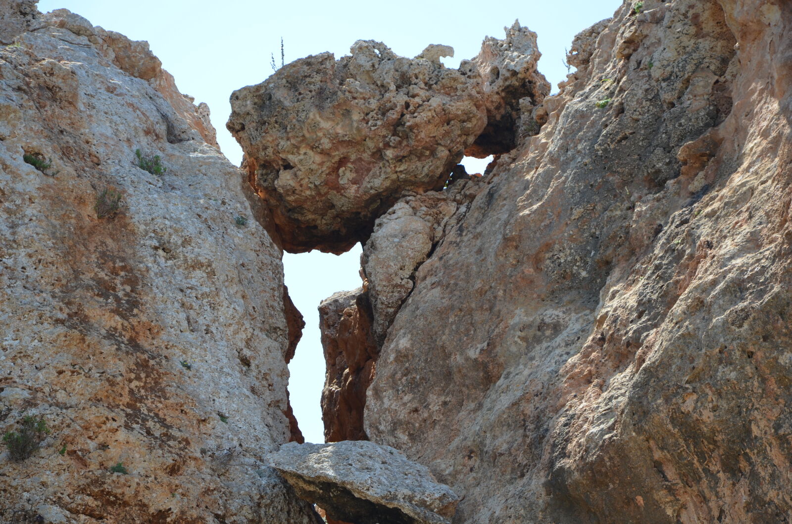 Nikon D5100 sample photo. Malta golden bay rocks photography