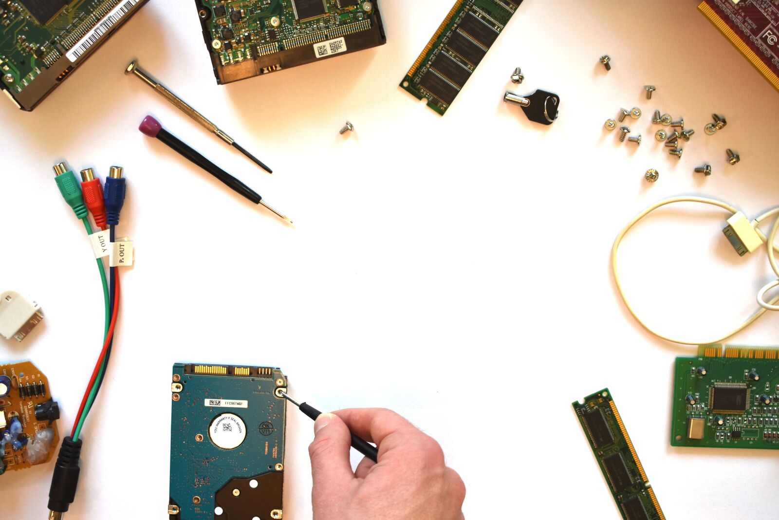 Nikon D3400 sample photo. Hardware, computer, repair photography