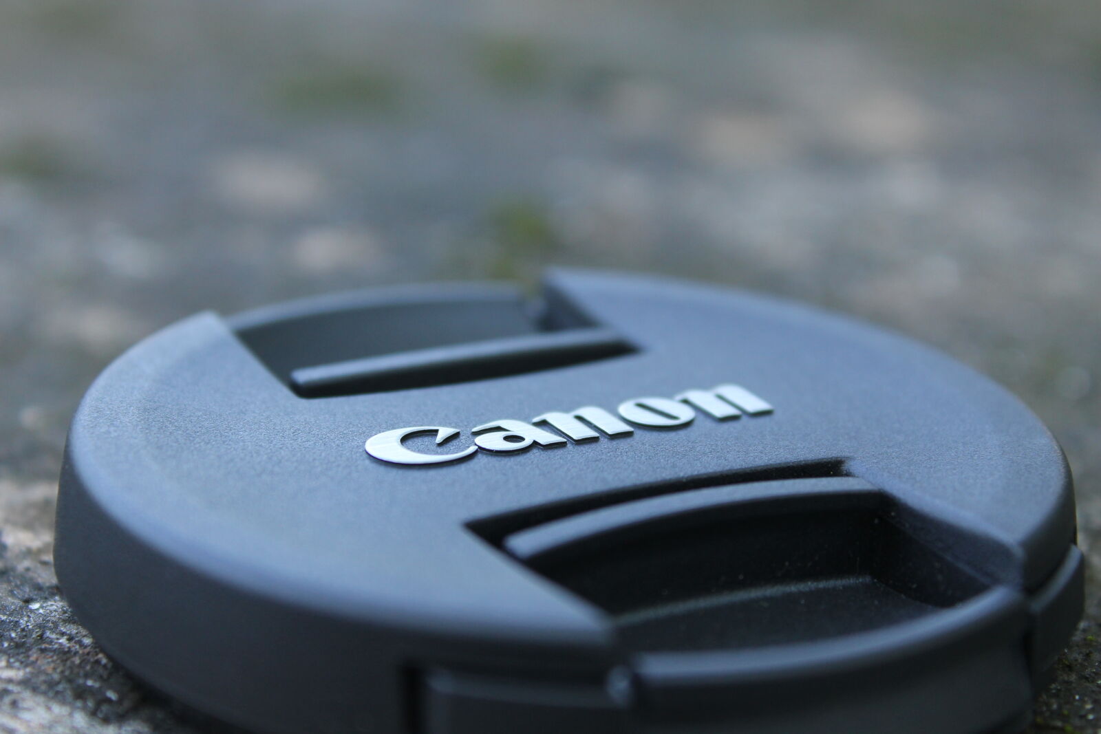 Canon EOS 1100D (EOS Rebel T3 / EOS Kiss X50) sample photo. Canon, lid photography
