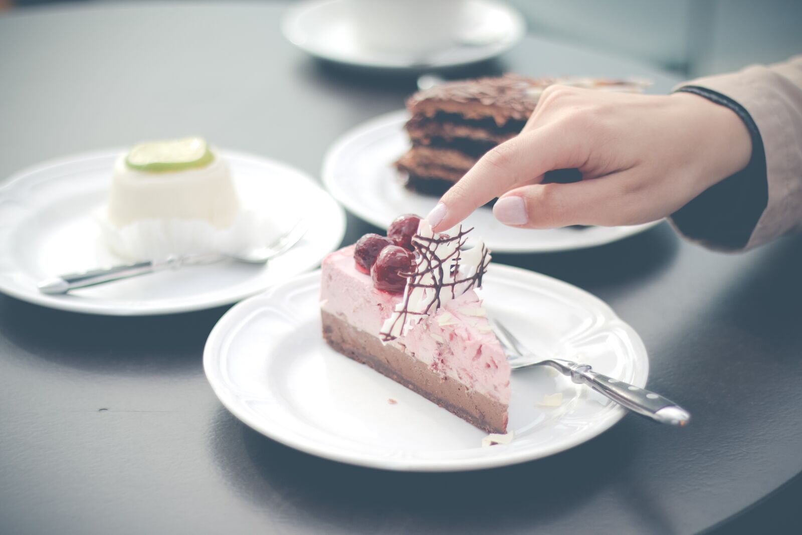 Canon EOS 70D + Canon EF 50mm F1.8 II sample photo. Blur, cake, cherry photography