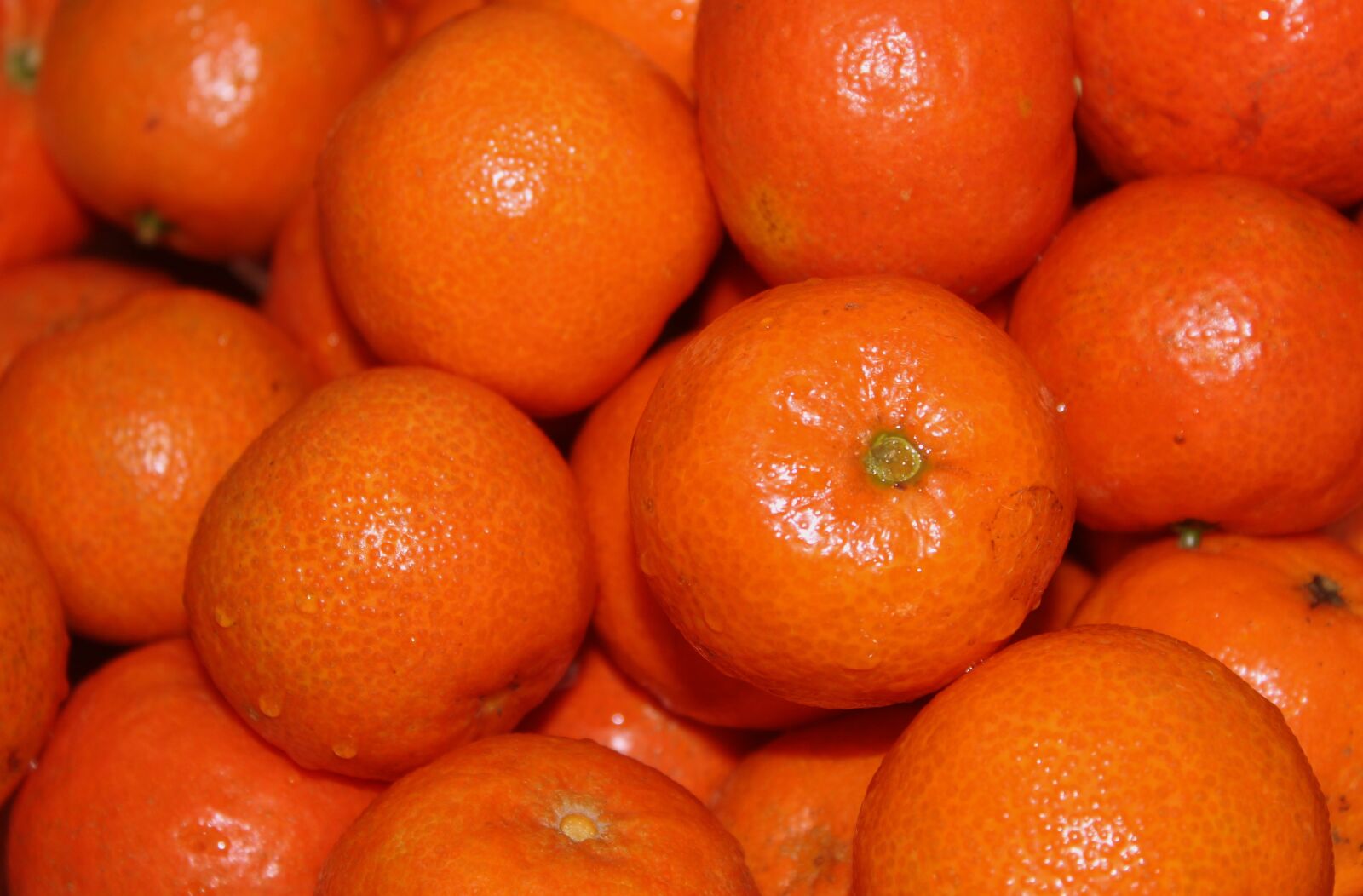 Canon EOS 1200D (EOS Rebel T5 / EOS Kiss X70 / EOS Hi) sample photo. Mandarins, fruit, vitamins photography