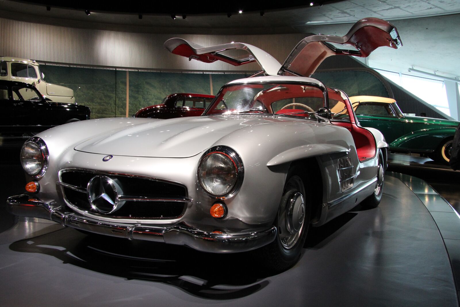 Canon EF-S 17-85mm F4-5.6 IS USM sample photo. Auto, mercedes, automotive photography